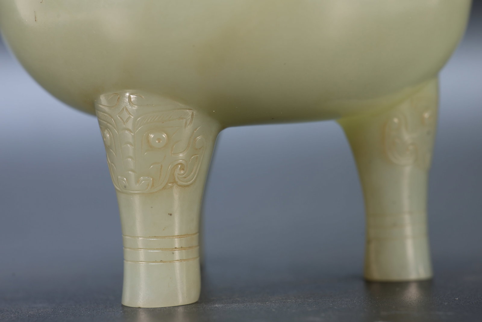 A Jade Carved Beast Face Pattern Double Ears Incense Burner - 15