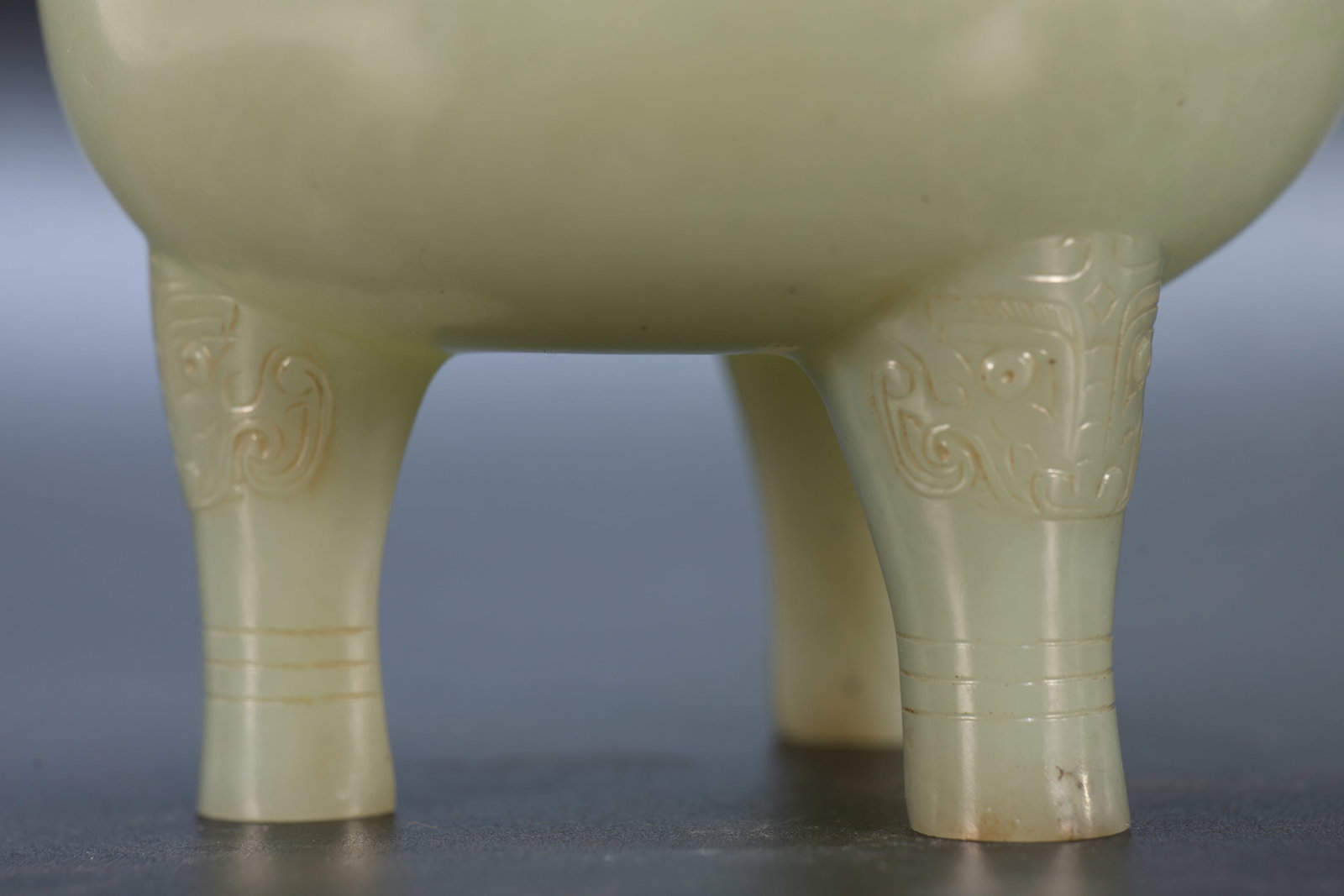 A Jade Carved Beast Face Pattern Double Ears Incense Burner - 8