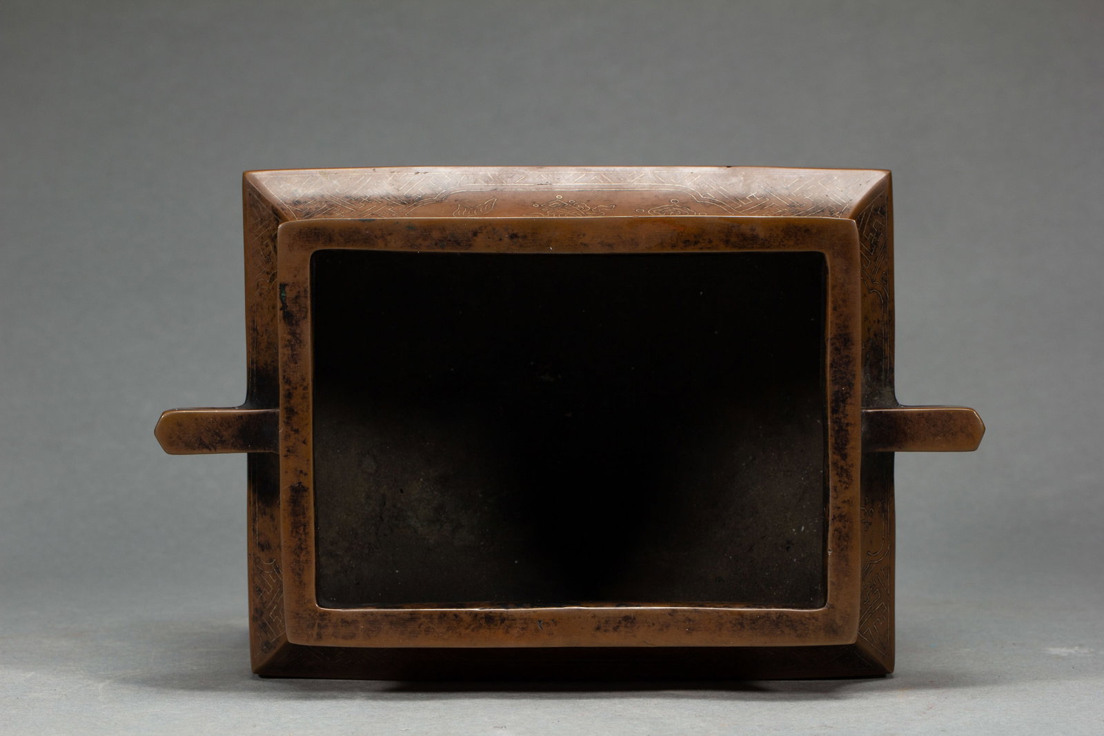 A Chinese Bronze Rectangular Censer with Handles - 6