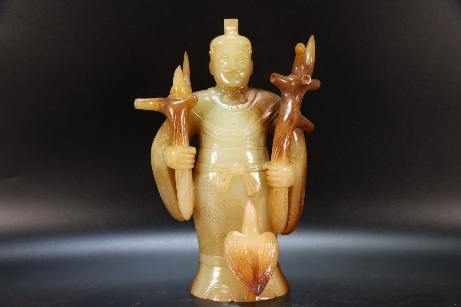 A Jade Carved Cloud Pattern Character and Bird Shape Figure: A Jade Carved Cloud Pattern Character and Bird Shape Figure (20 x 12 x 9.5cm)