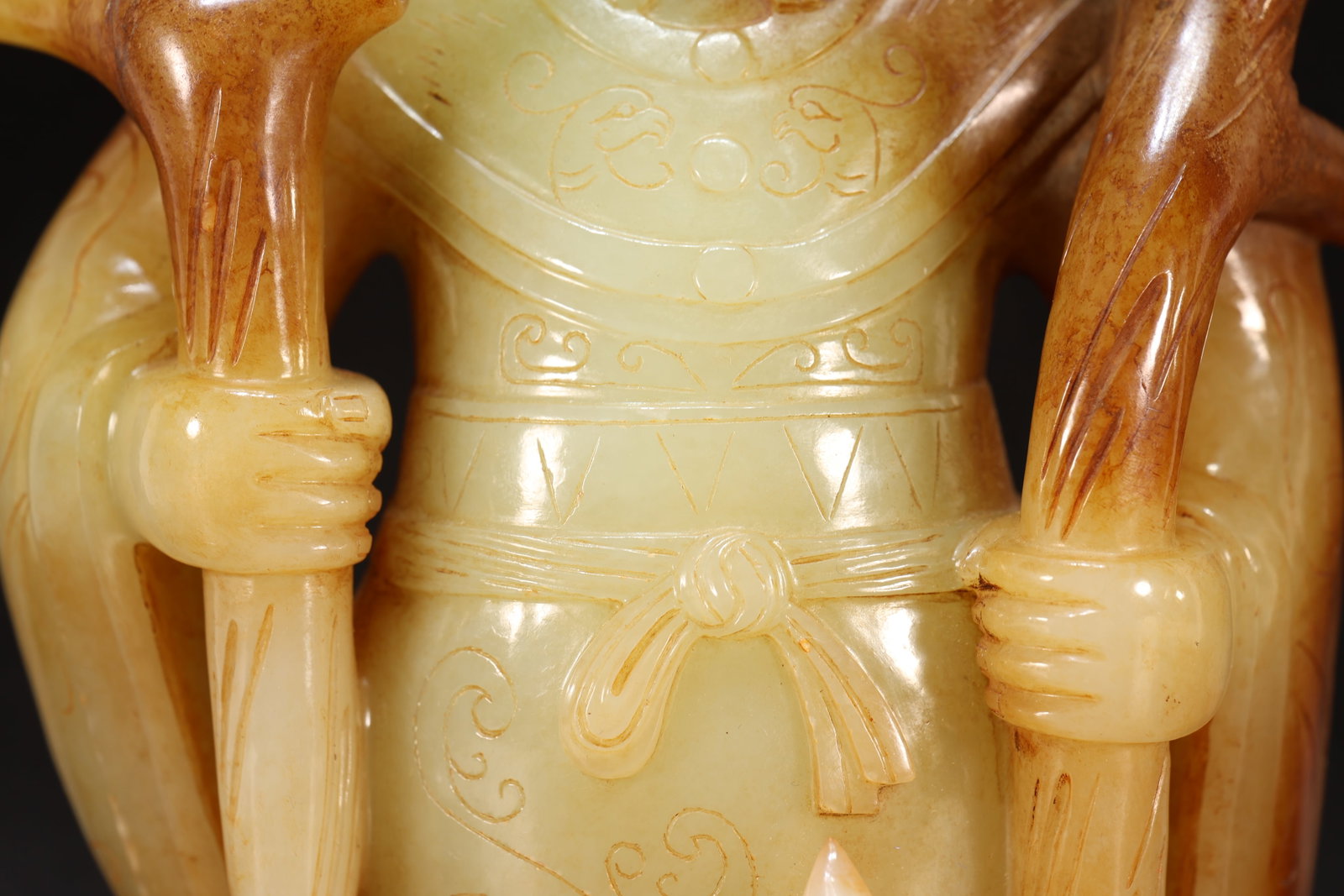 A Jade Carved Cloud Pattern Character and Bird Shape Figure - 5