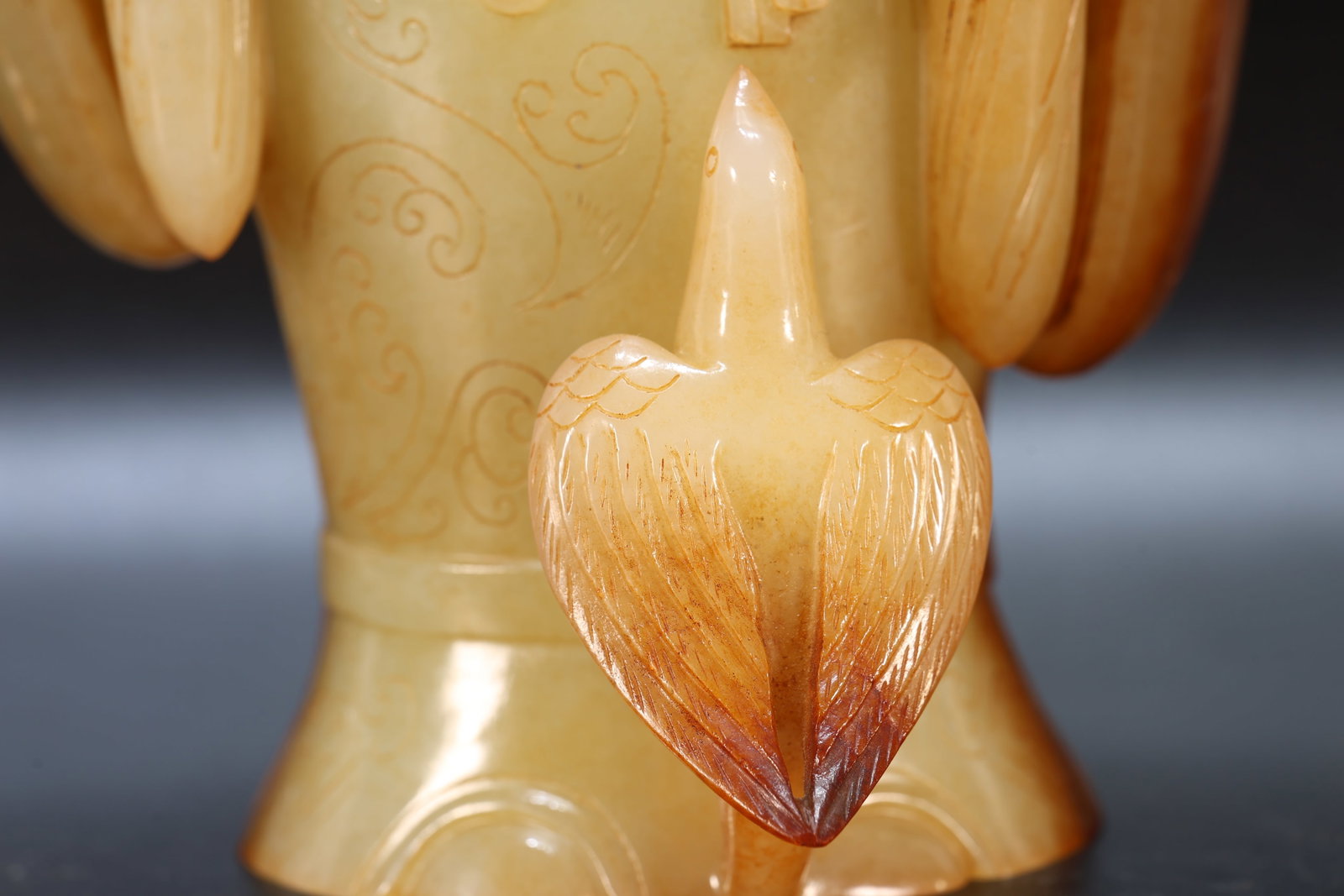 A Jade Carved Cloud Pattern Character and Bird Shape Figure - 6