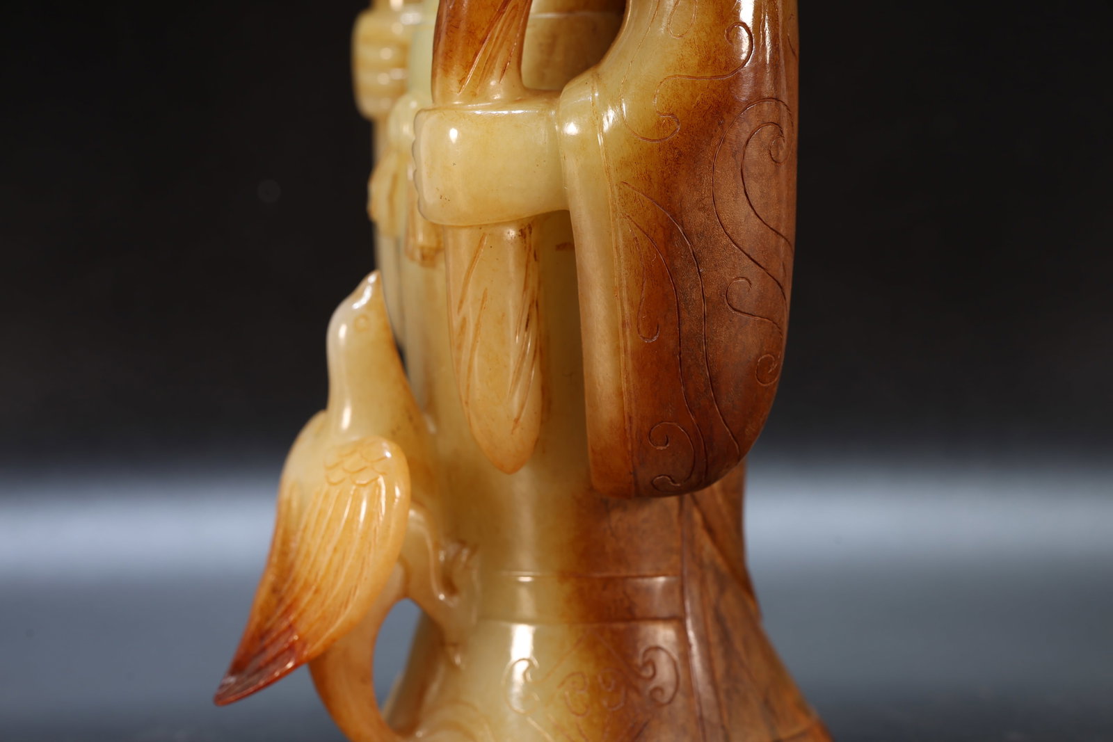 A Jade Carved Cloud Pattern Character and Bird Shape Figure - 9