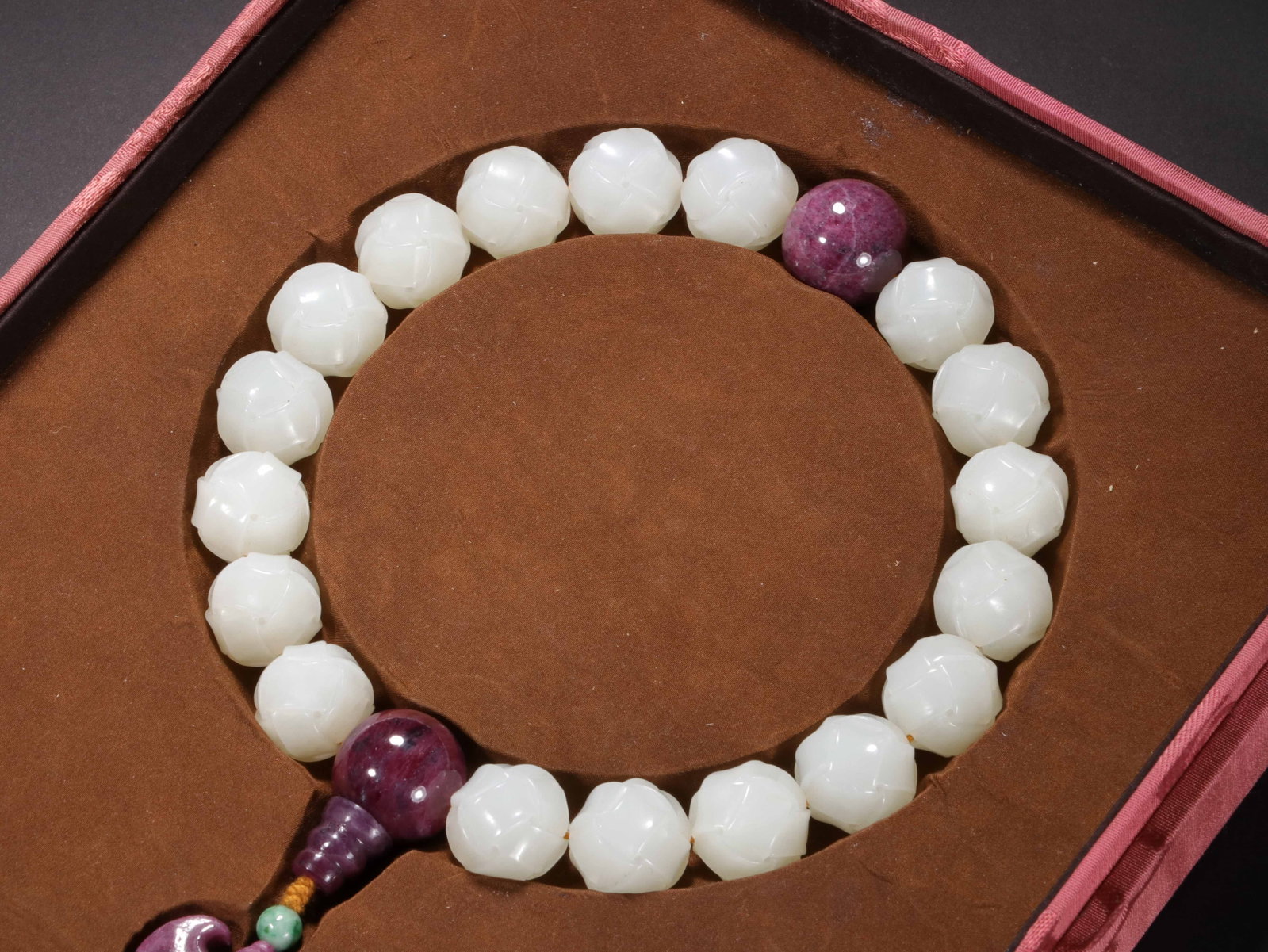 A Chinese White Jade Eighteen-Bead Hand String - 2