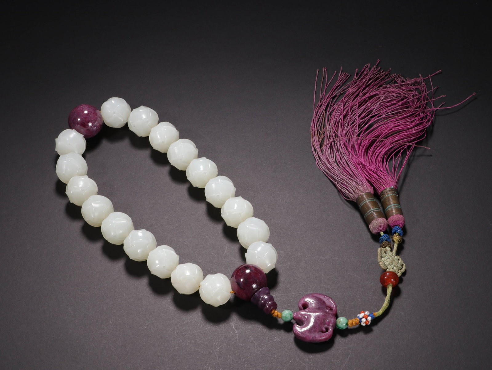 A Chinese White Jade Eighteen-Bead Hand String - 4