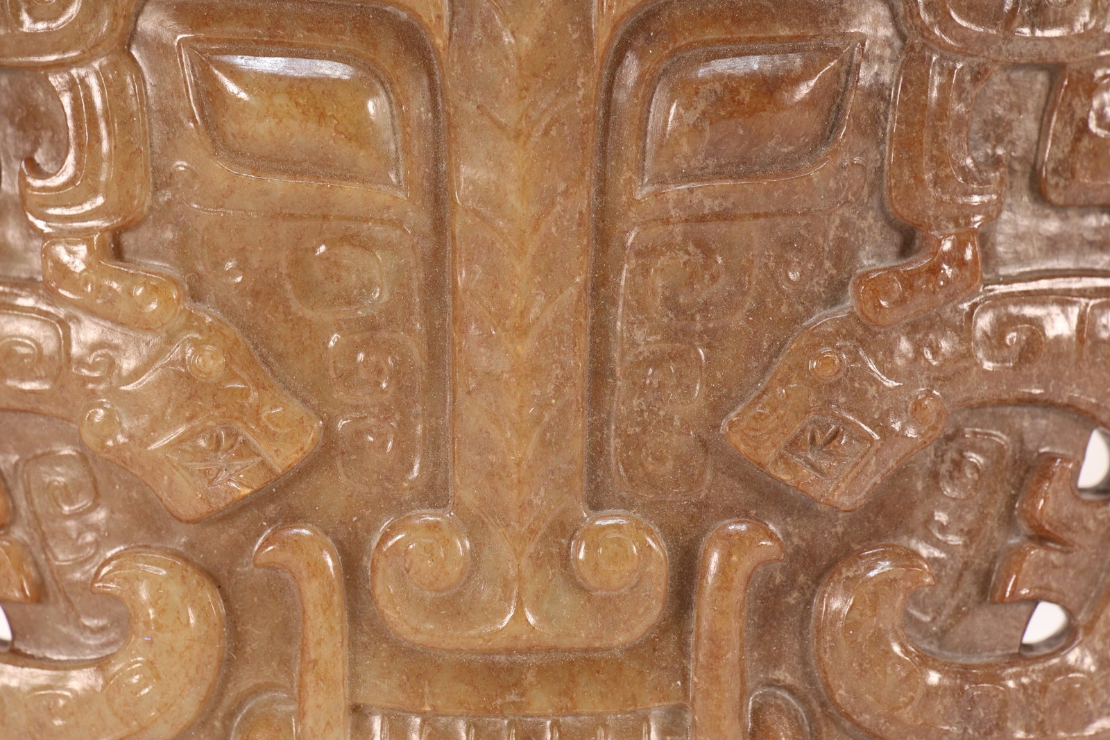 A Jade Carved Beast Face Pattern Figure - 5