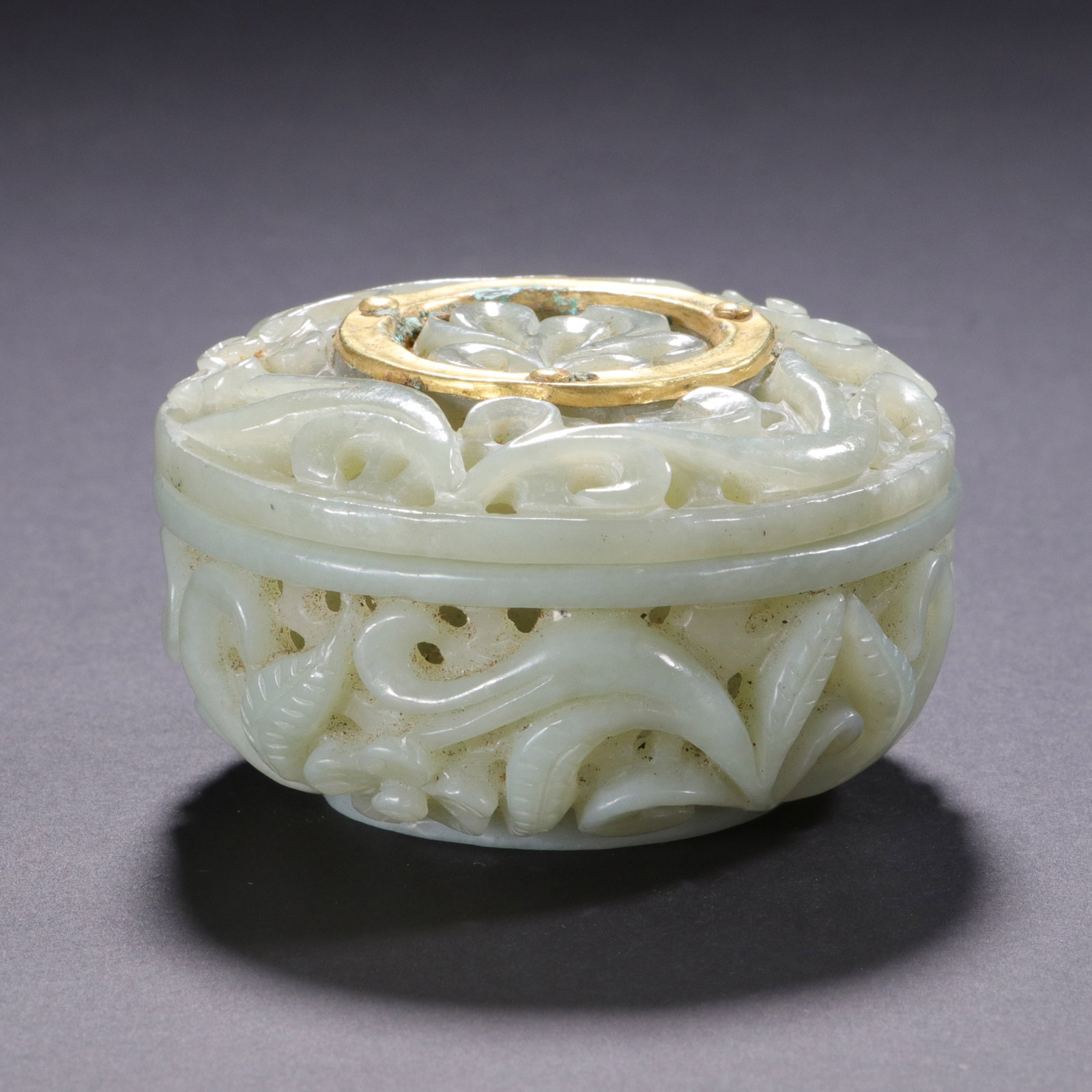 A Chinese White Jade Reticulated Box: A Chinese White Jade Reticulated Box (3.3 x 5.7cm)