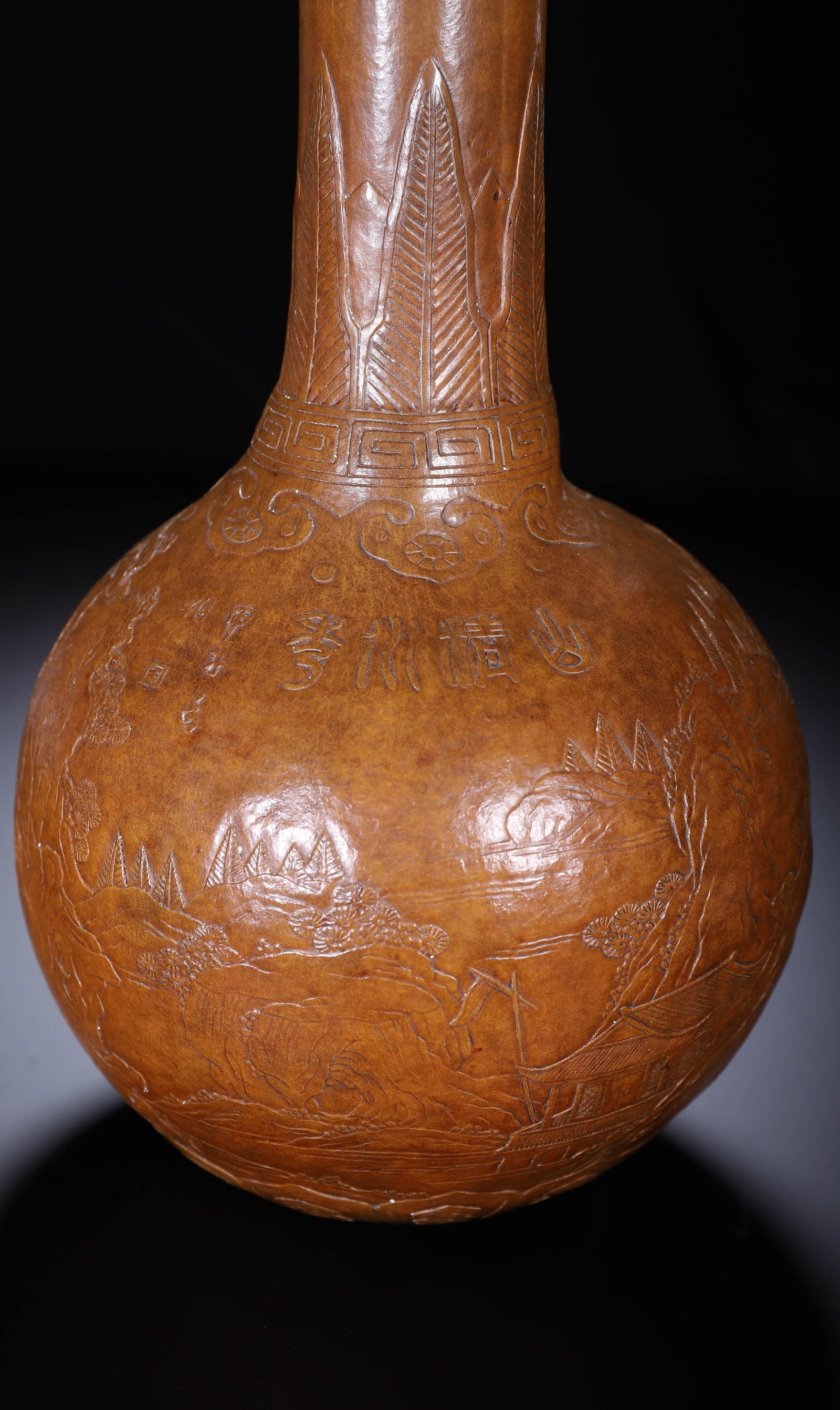 Chinese Molded Gourd Bottle Vase - 4