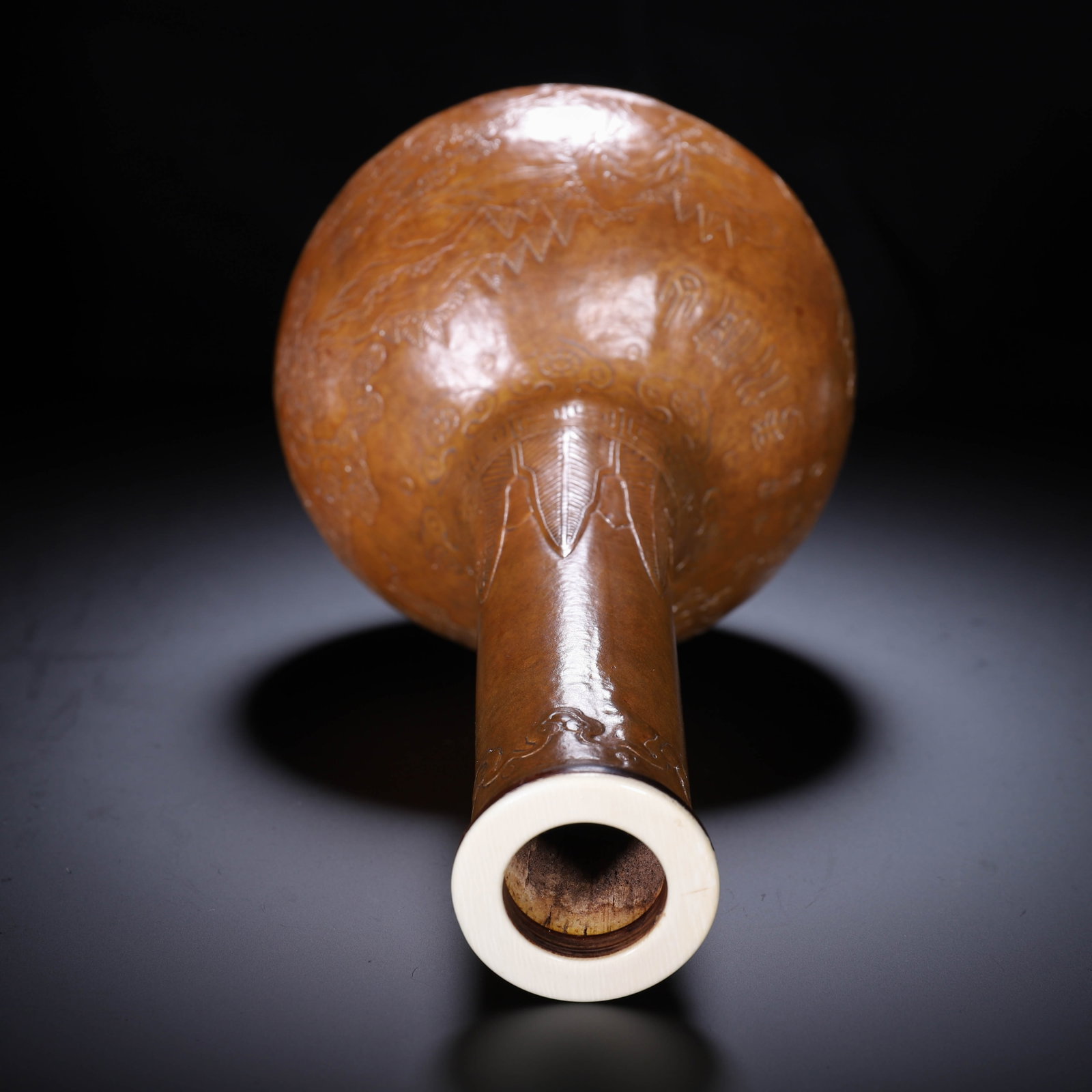 Chinese Molded Gourd Bottle Vase - 8