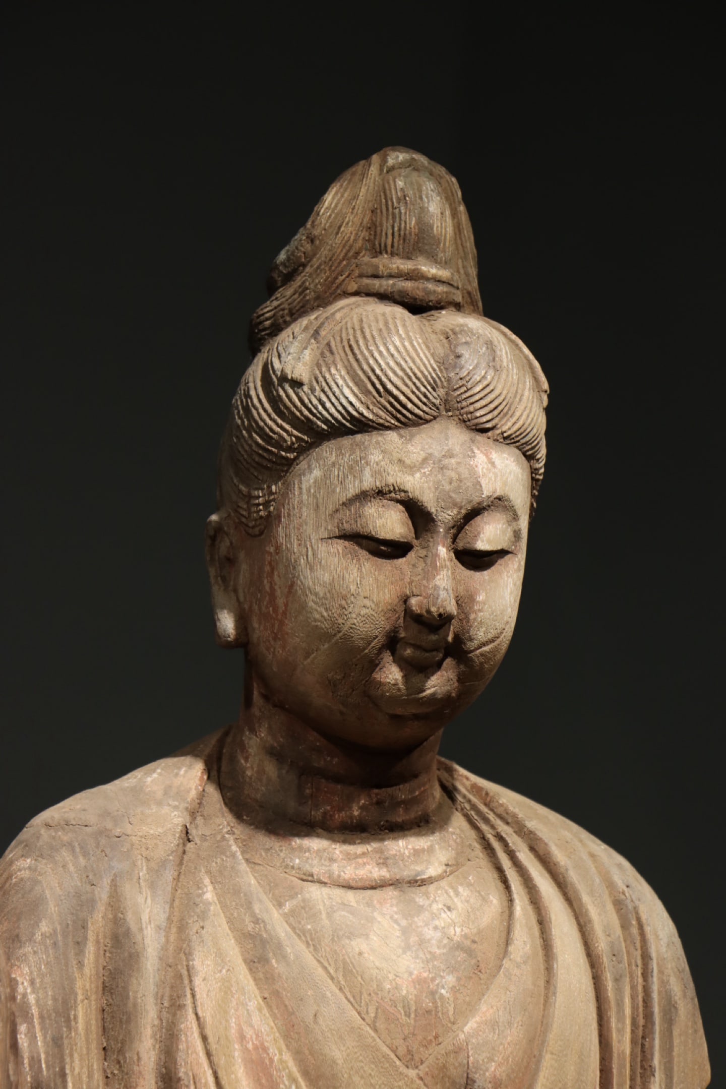 Wood Avalokitesvara Figure - 4