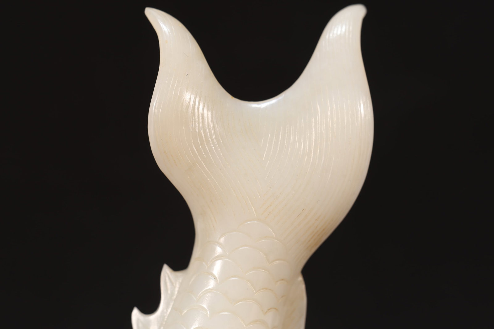 A Jade Carved Dragon Shape Ornament - 3