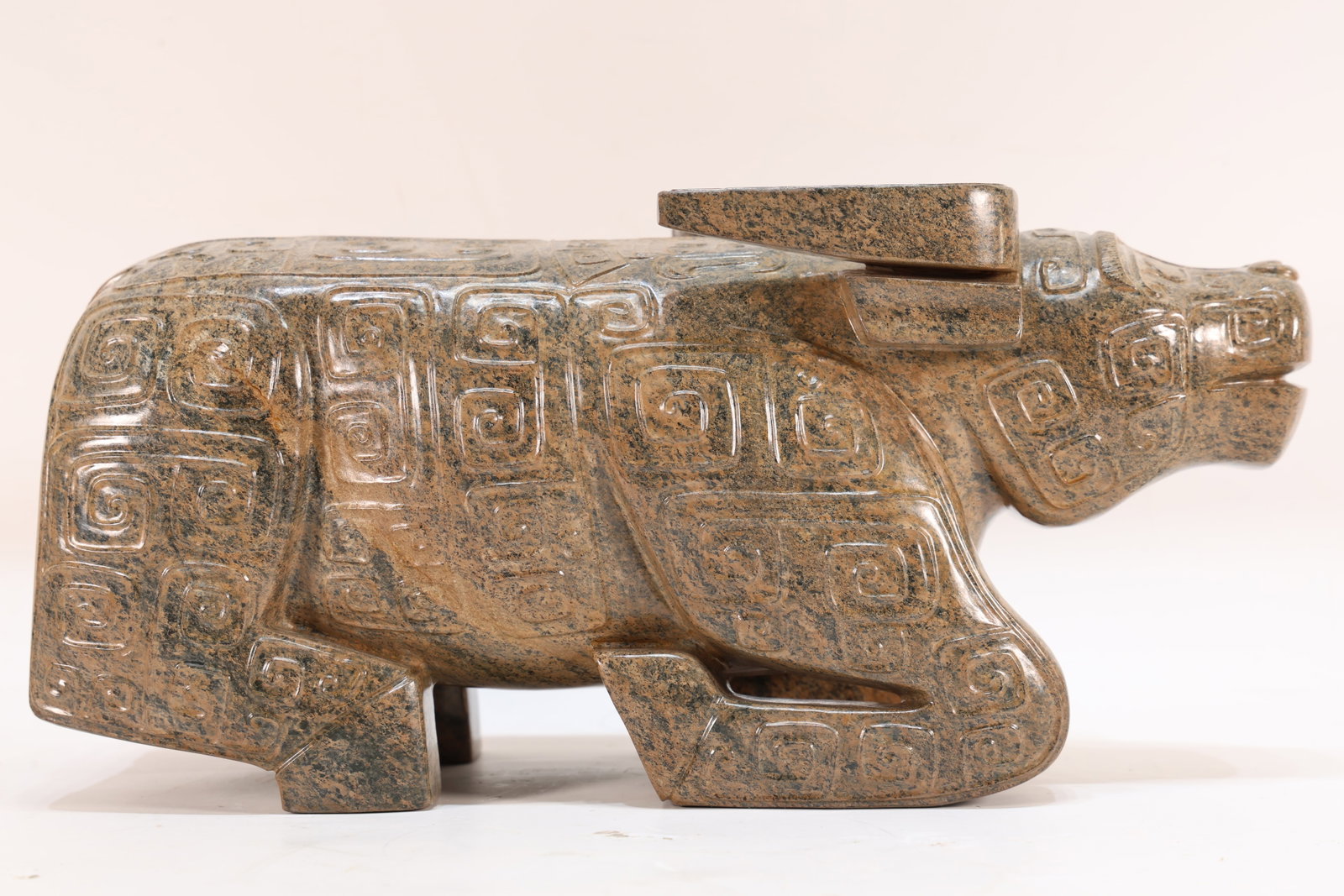 A Jade Carved Beast Face Pattern Ox Shape Figure - 5