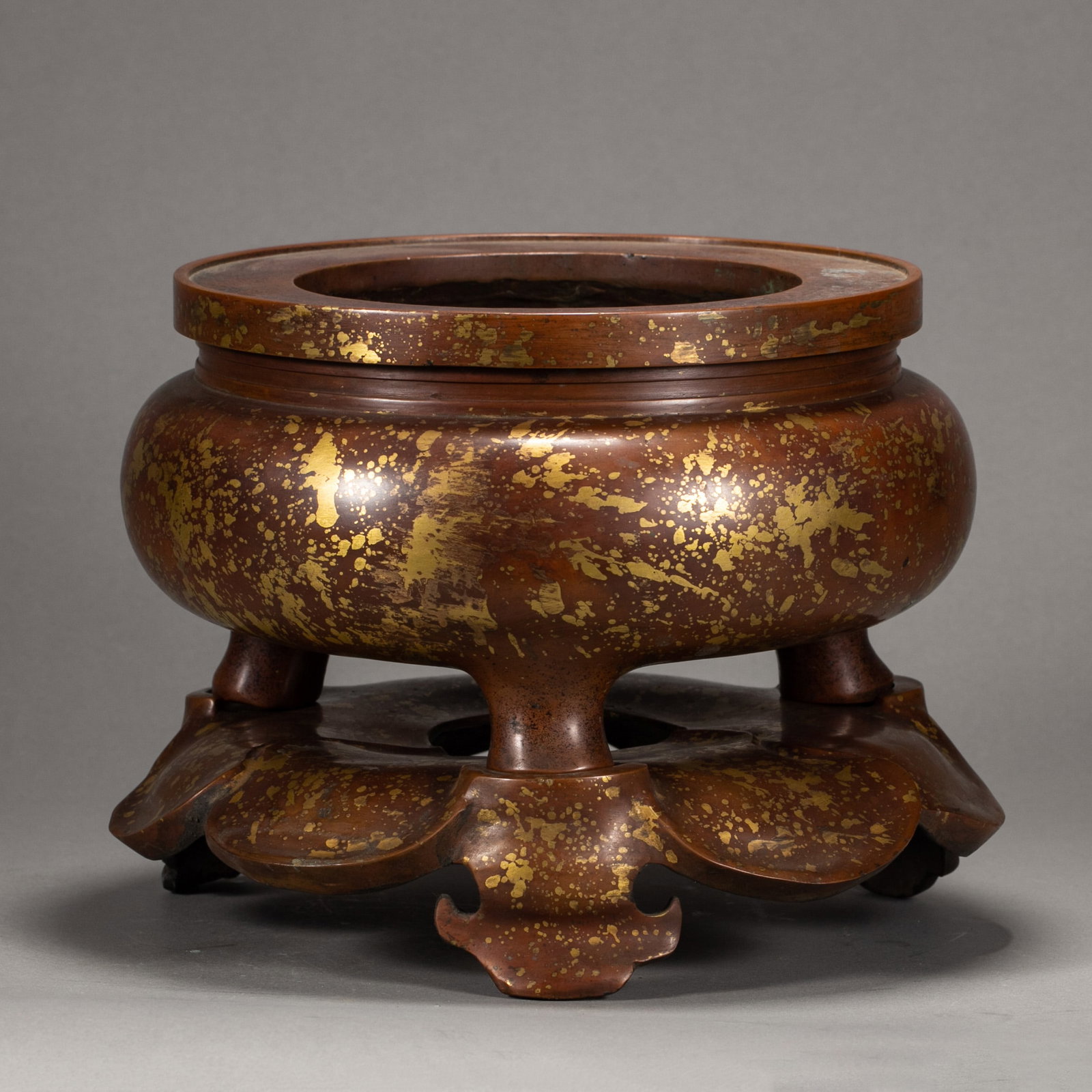 A Chinese Gilt-Splashed Bronze Censer (1 of 9)