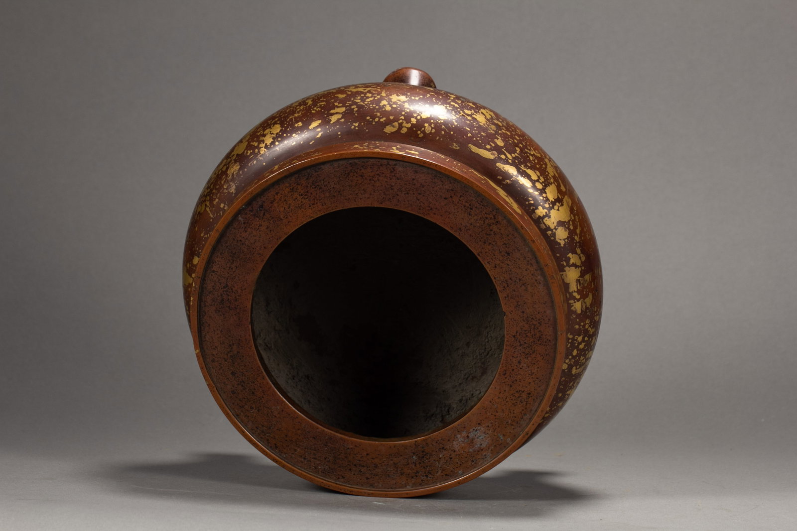A Chinese Gilt-Splashed Bronze Censer - 7