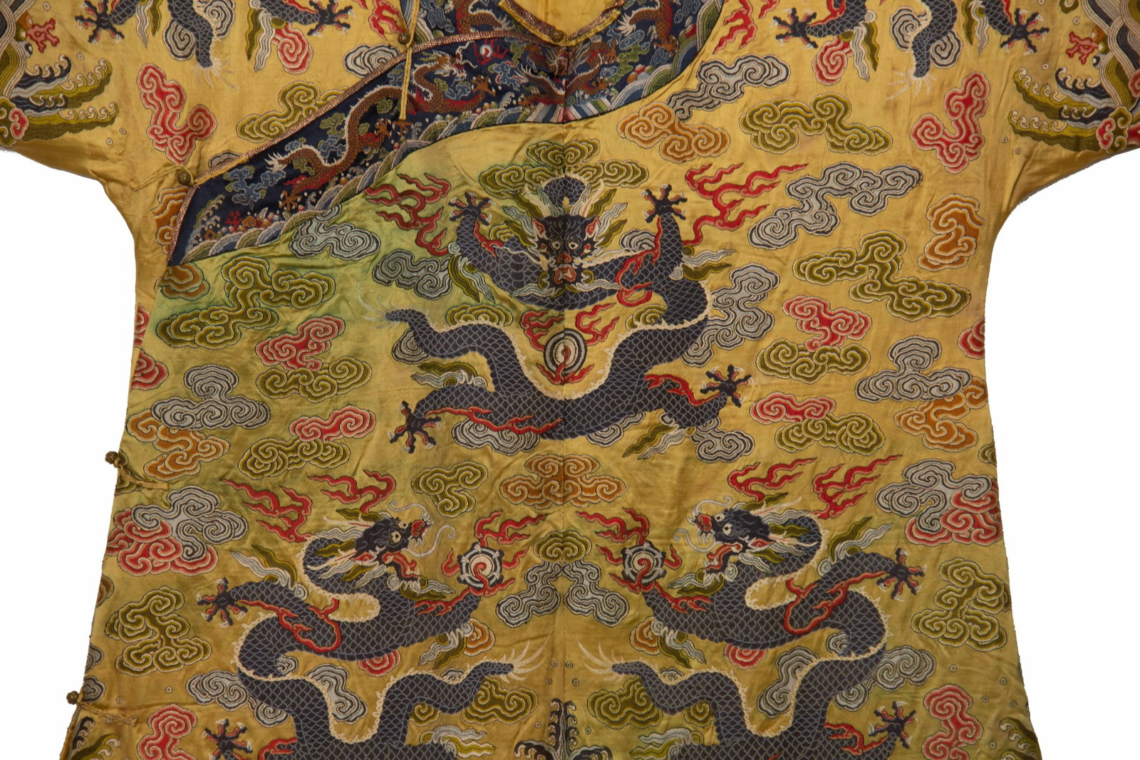 A Chinese Yunjin Dragon Robe - 3