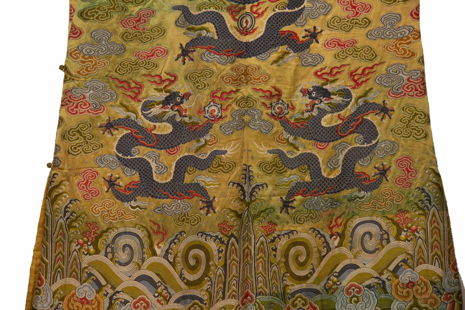 A Chinese Yunjin Dragon Robe - 4