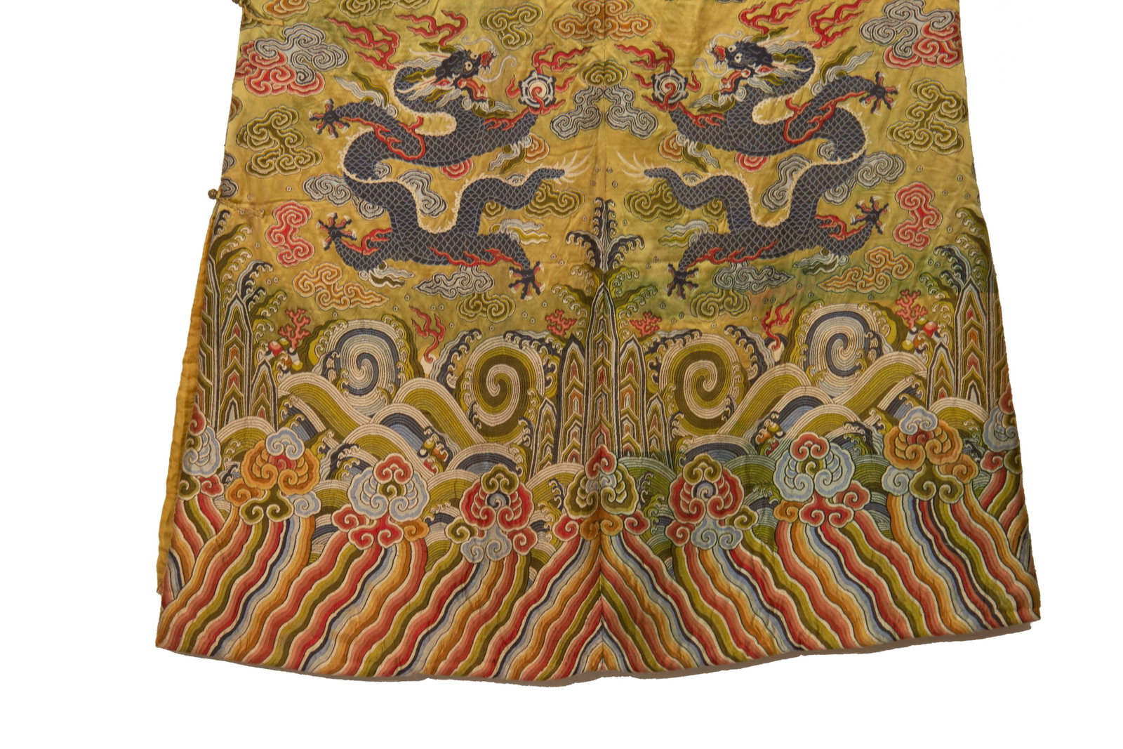 A Chinese Yunjin Dragon Robe - 5