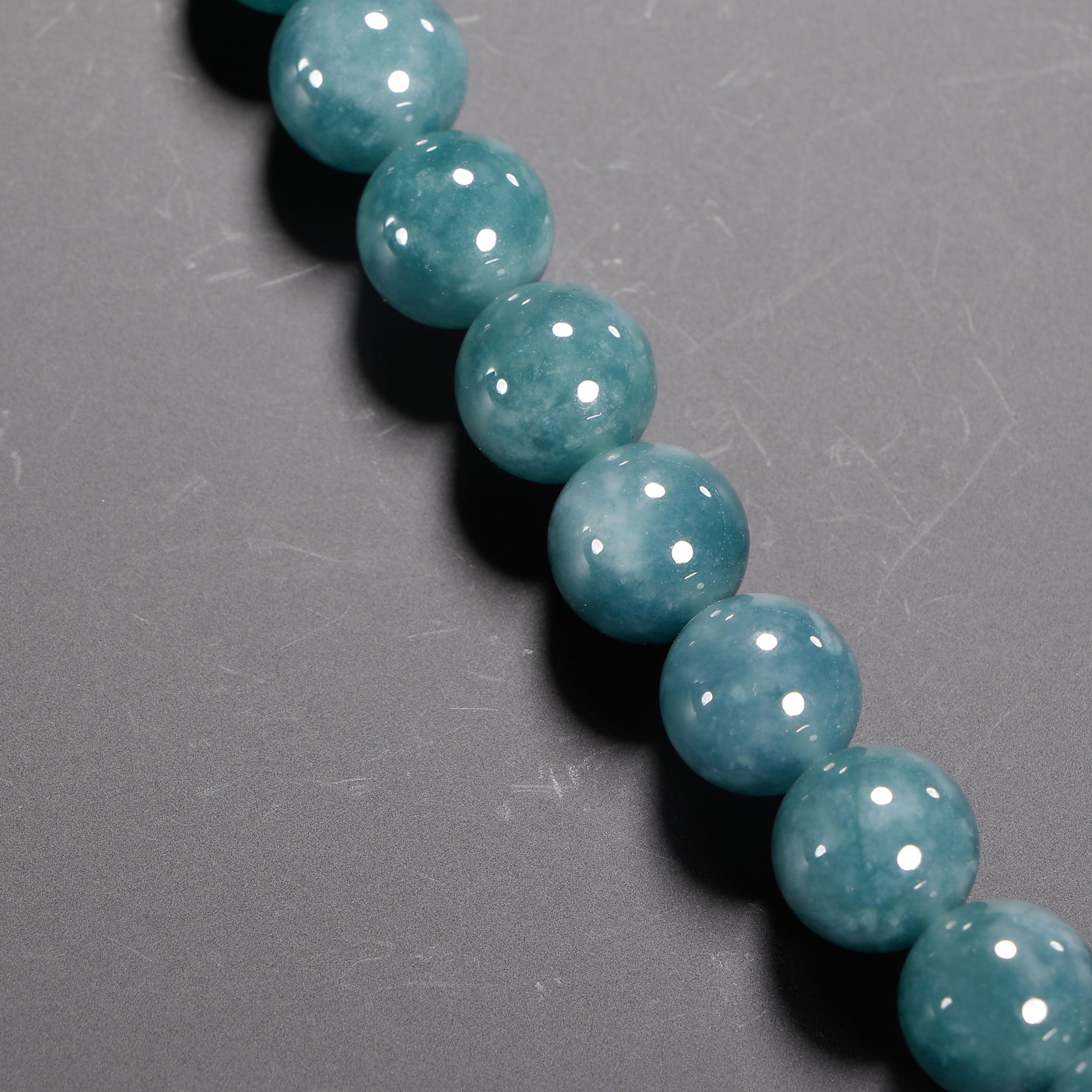 A Chinese Jadeite Beaded Necklace - 5