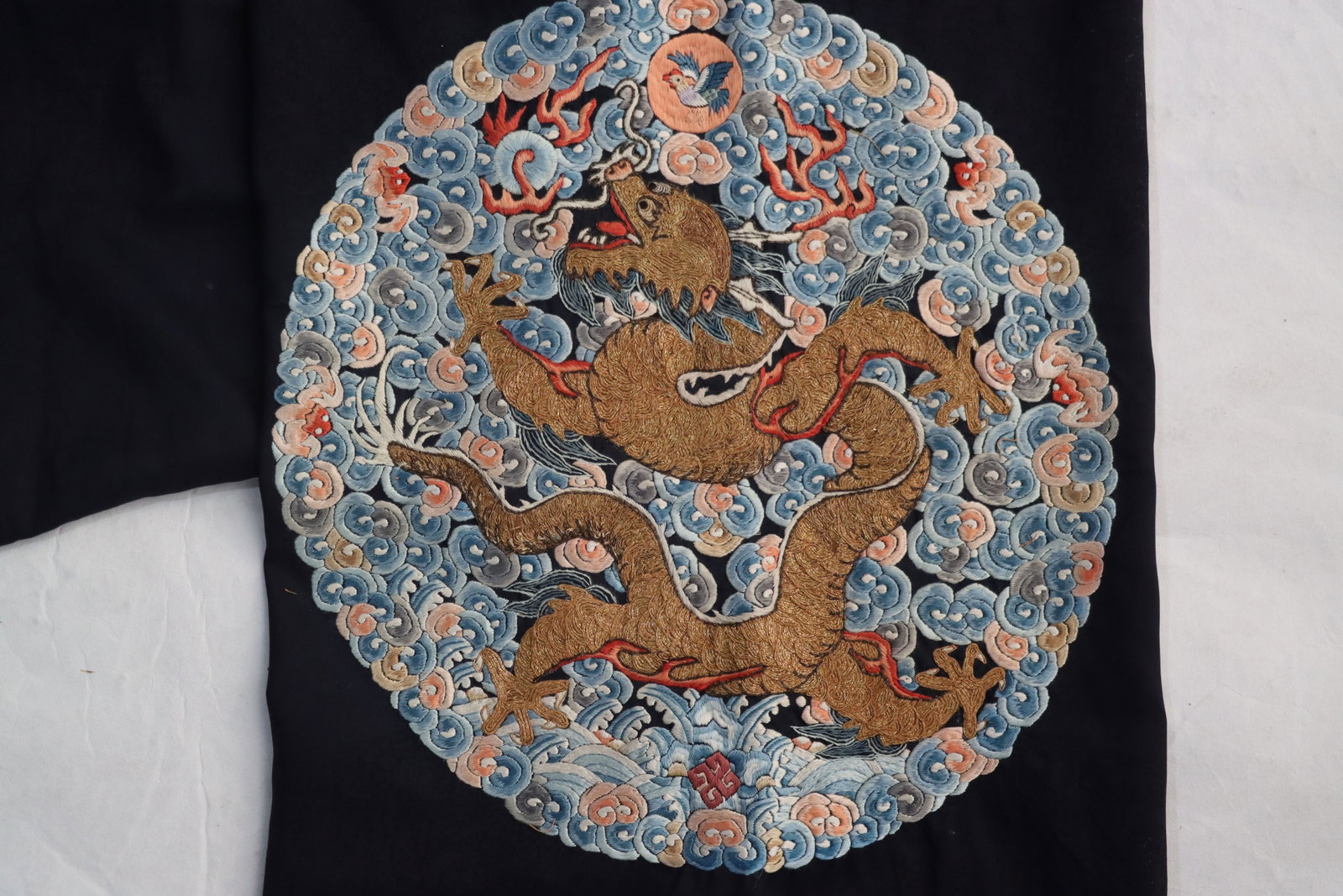 Silk Embroidery Cloud and Dragon Pattern Dragon Robe - 11