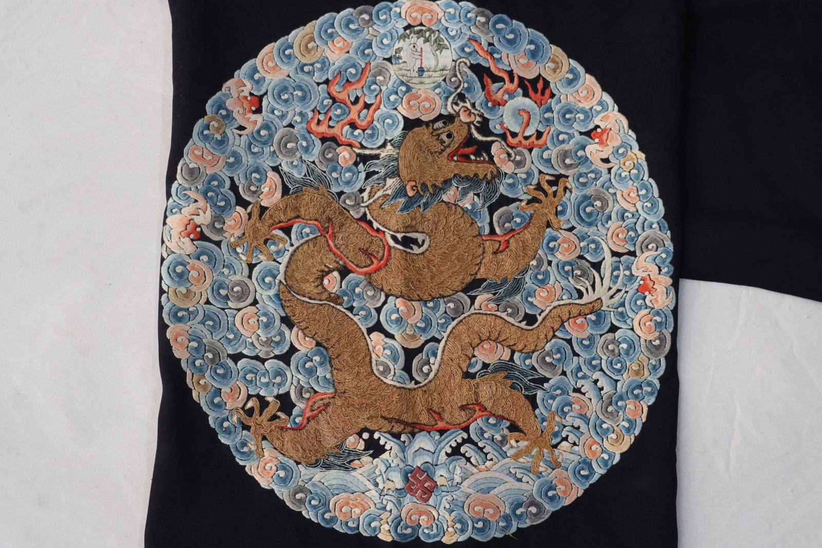Silk Embroidery Cloud and Dragon Pattern Dragon Robe - 12