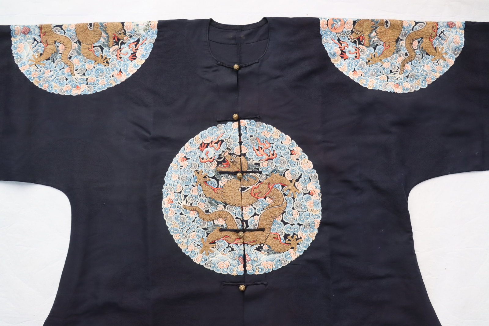 Silk Embroidery Cloud and Dragon Pattern Dragon Robe - 6