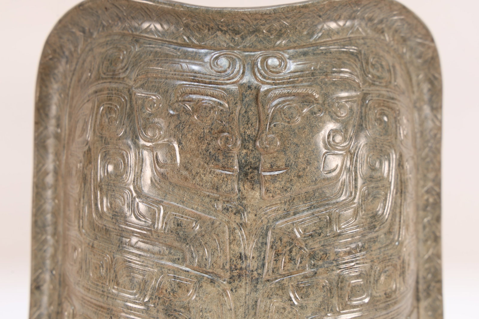 A Jade Carved Beast Face Pattern Turtle Shell - 4