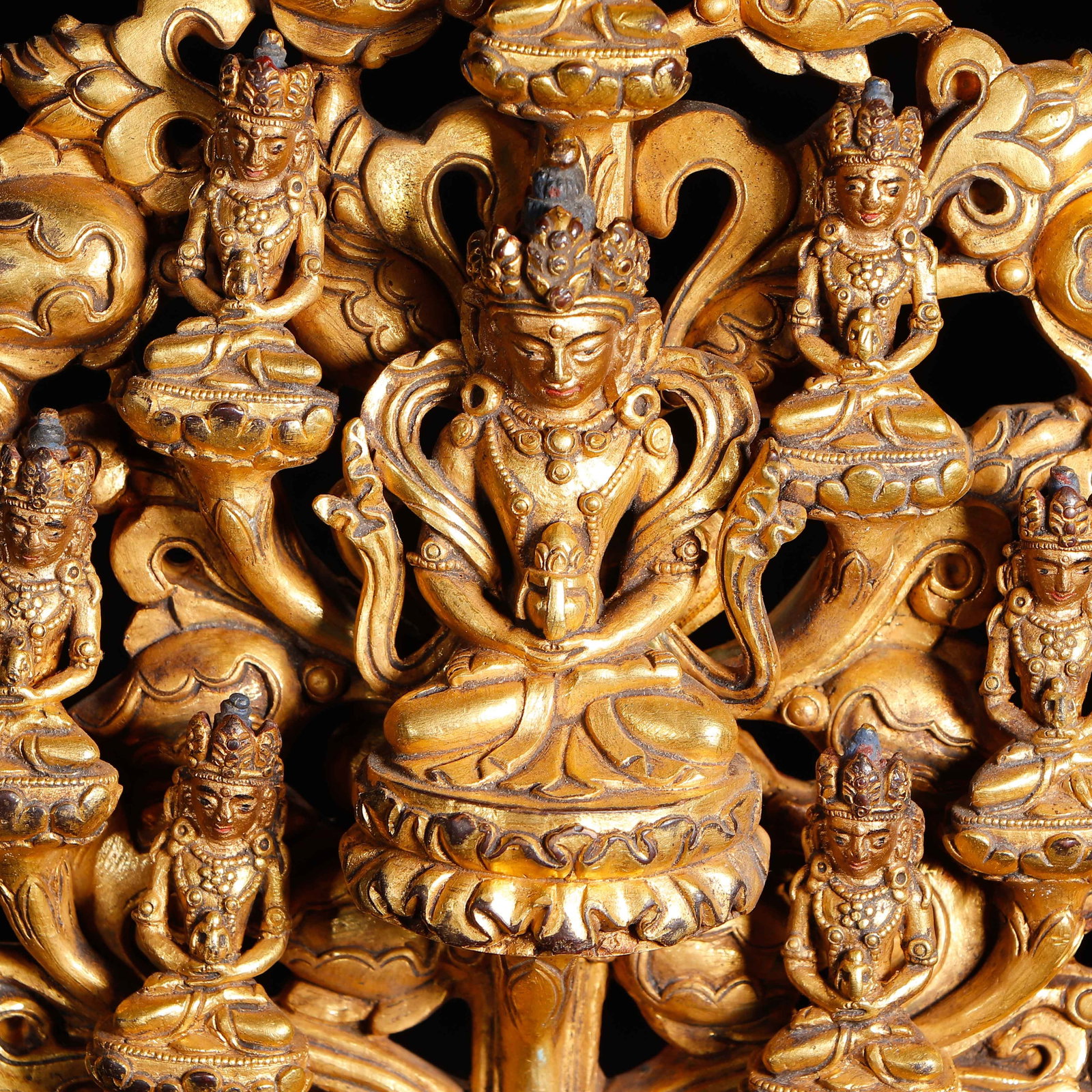 A CHINESE GILT-BRONZE BUDDHIST TREE STATUE - 2