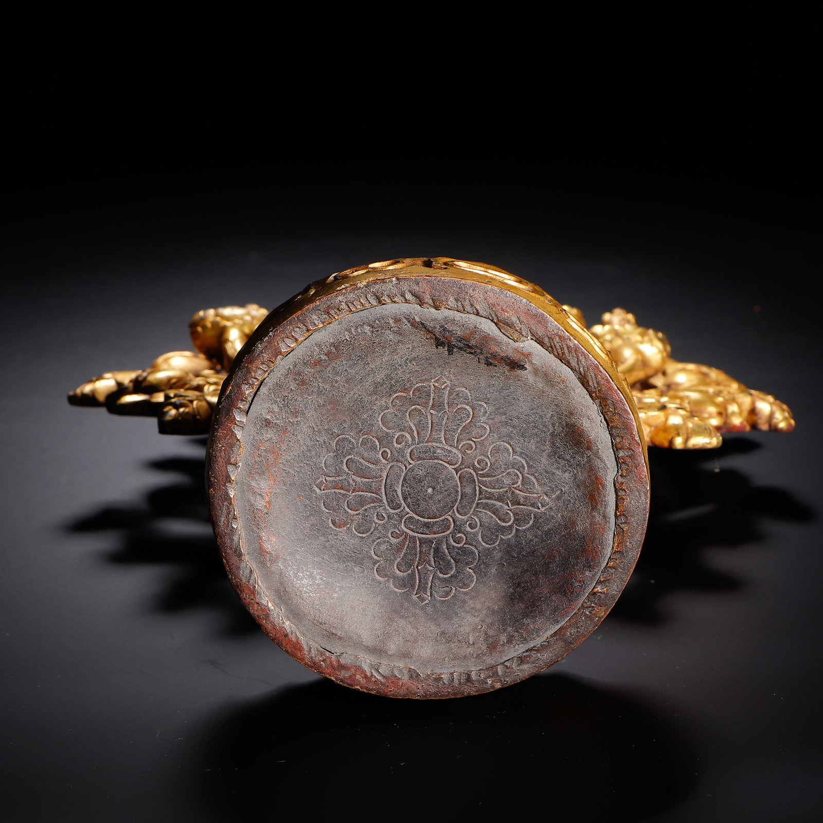 A CHINESE GILT-BRONZE BUDDHIST TREE STATUE - 9