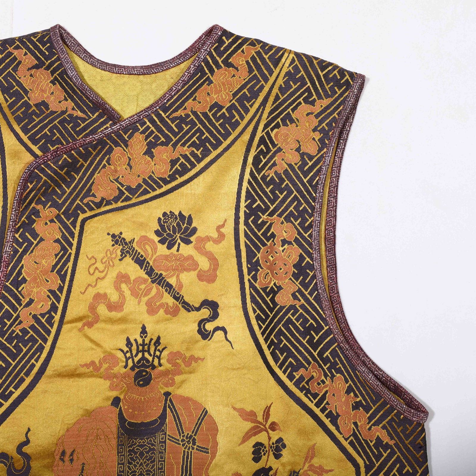 A CHINESE BROCADE VEST - 3