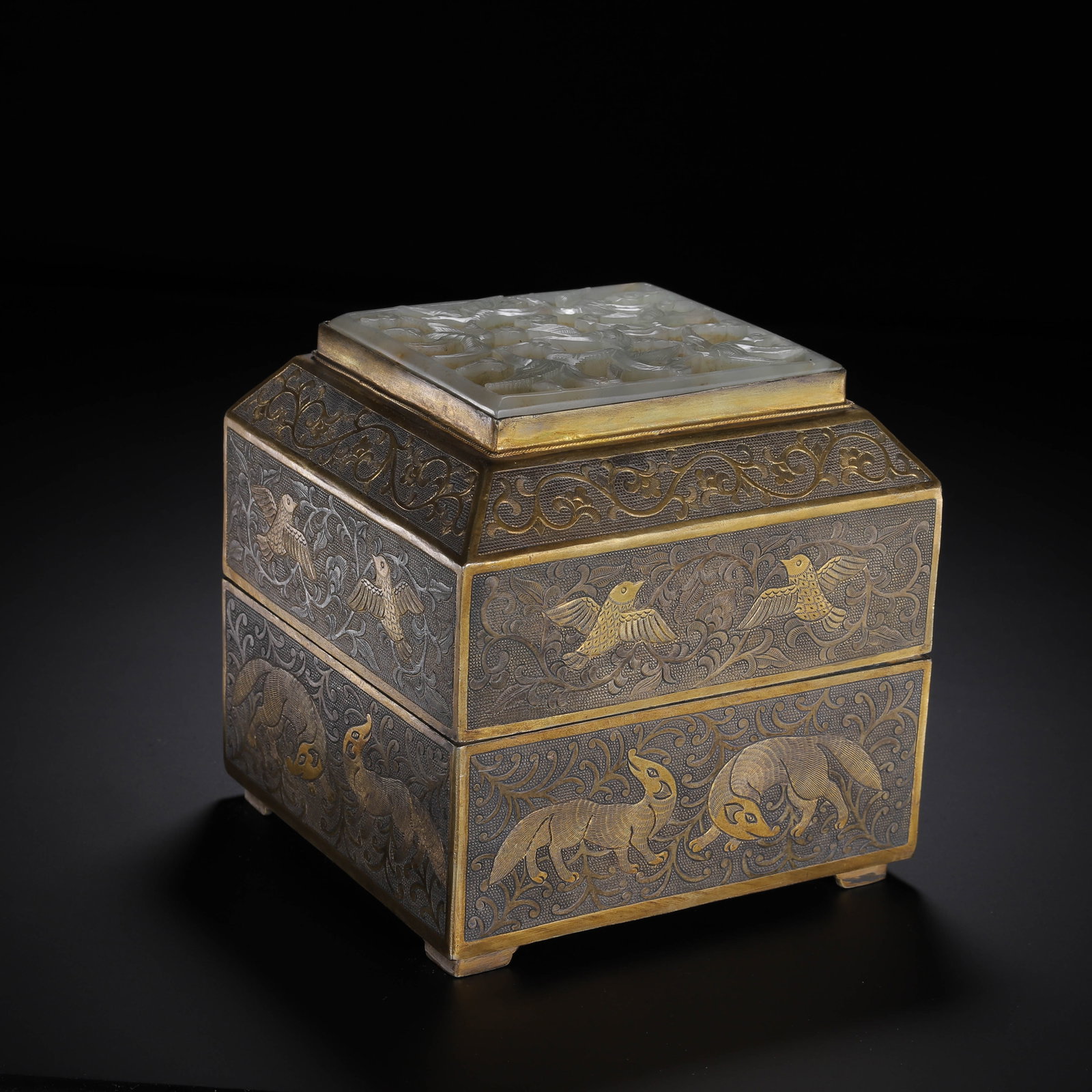 A Chinese Gilt and Silvered Bronze Casket with Jade Plaque: A Chinese Gilt and Silvered Bronze Casket with Jade Plaque (12.8 x 12.8 x 13.5cm,Weight 1120g)