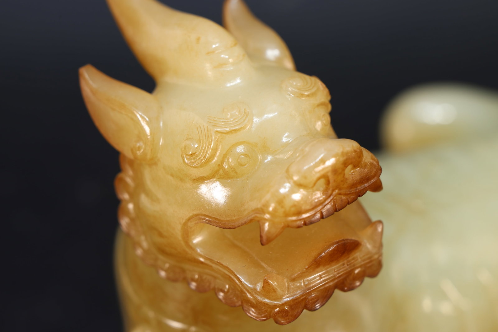 A Jade Carved Beast Shape Figure - 12