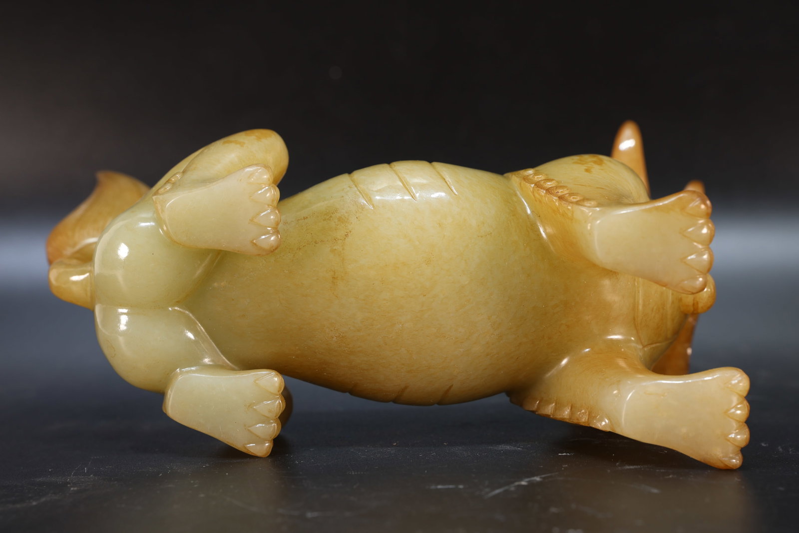 A Jade Carved Beast Shape Figure - 13
