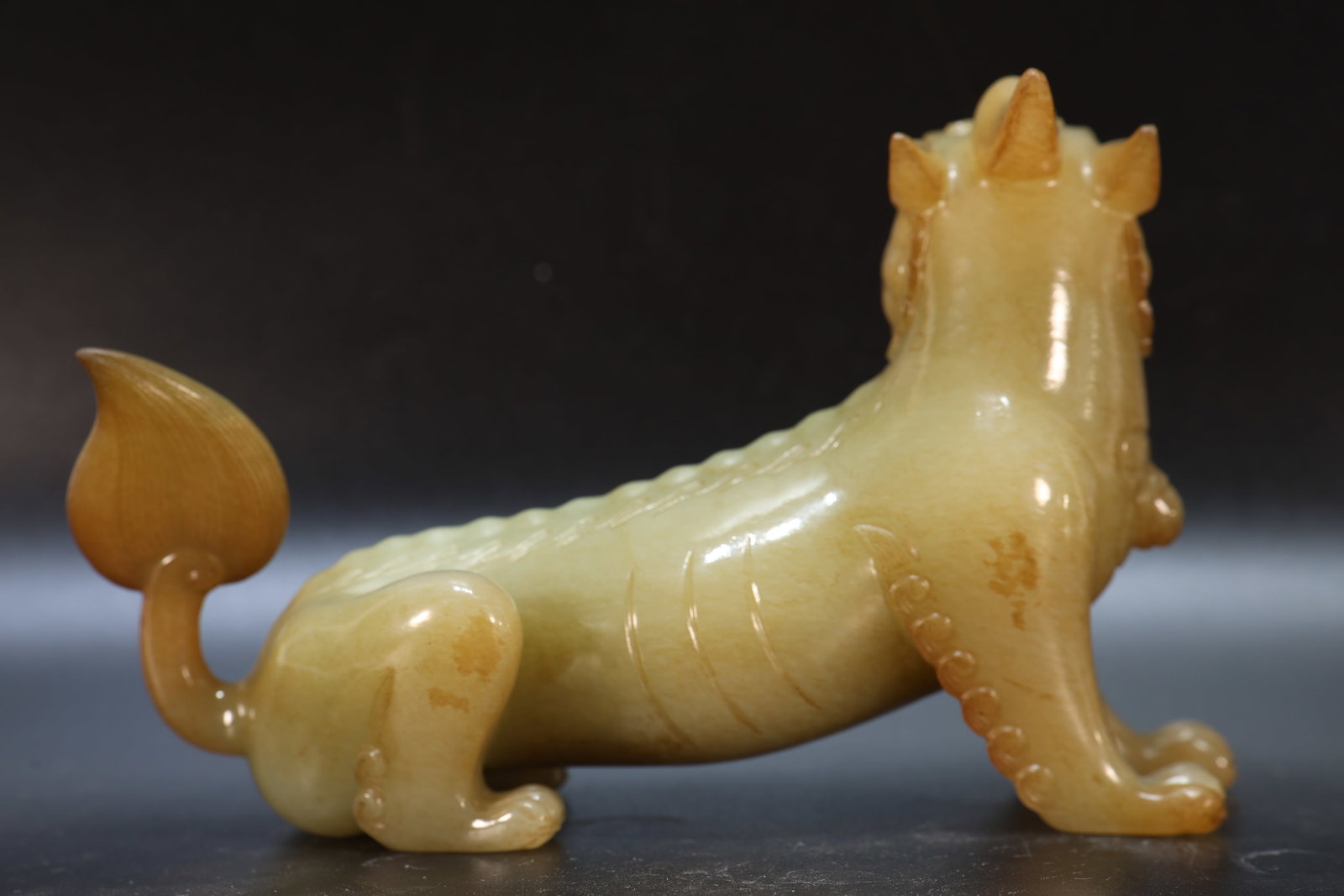 A Jade Carved Beast Shape Figure - 8