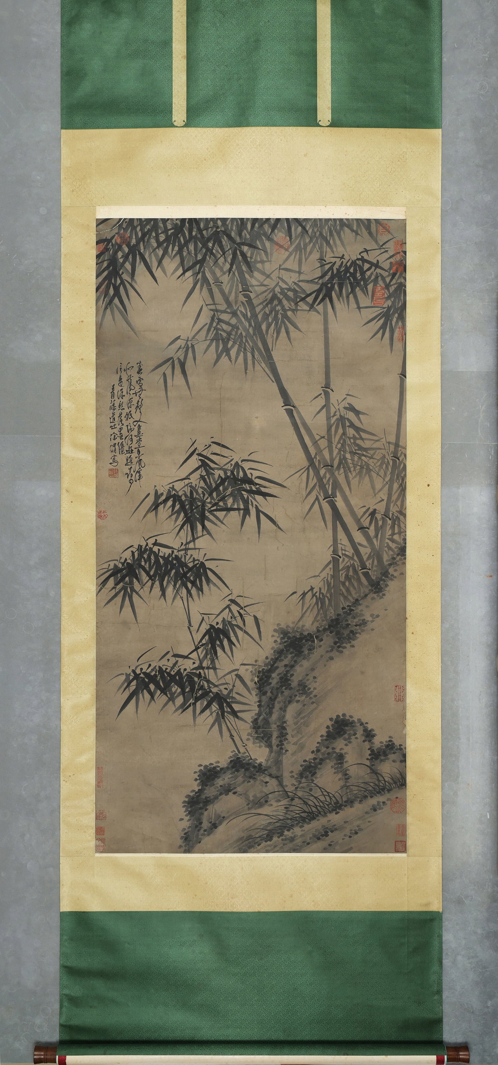 Xu Wei mark, Chinese Ink Bamboo painting, Ink on Paper, Hanging Scroll: Xu Wei mark, Chinese Ink Bamboo painting, Ink on Paper, Hanging Scroll (137 x 68cm)