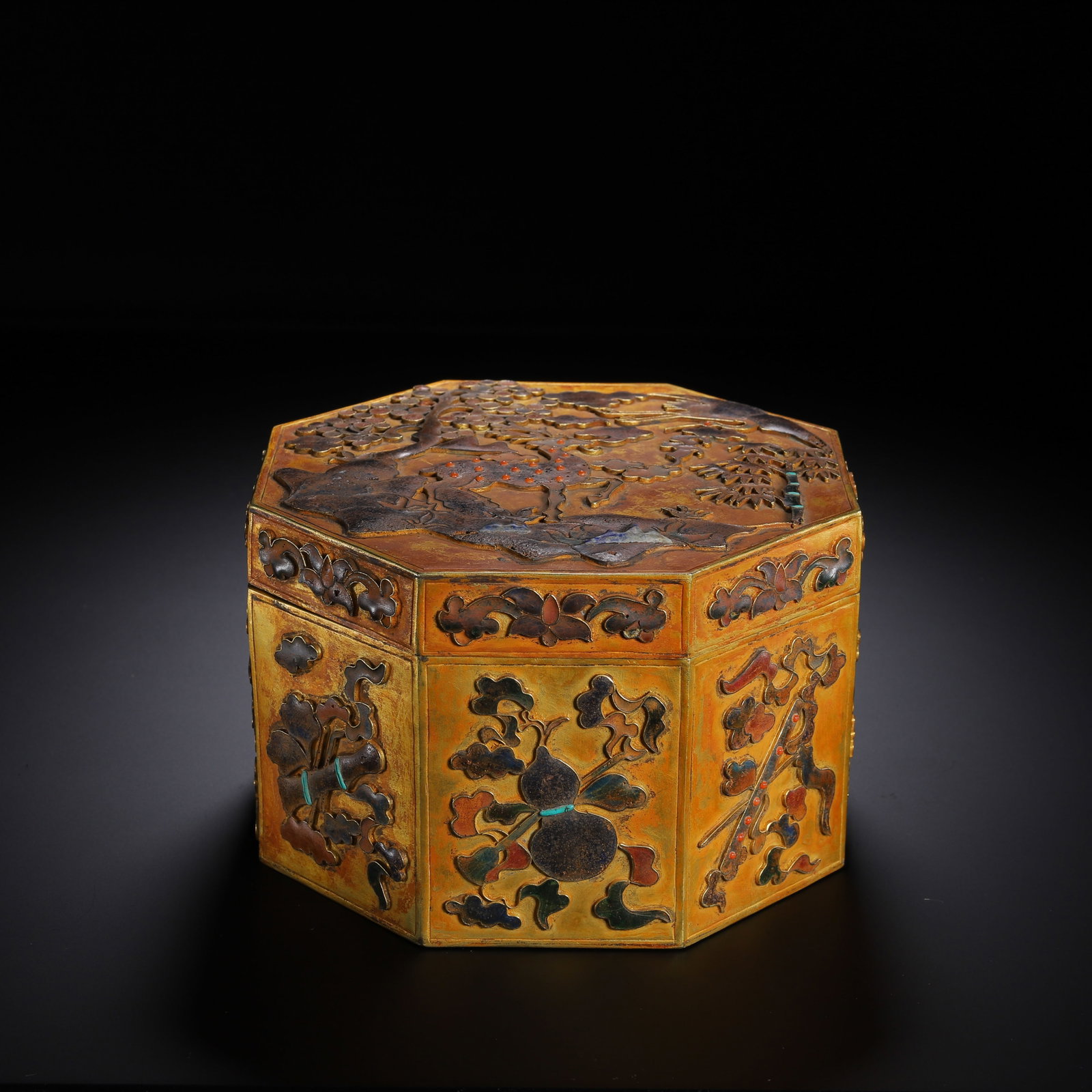 A Chinese Gilt-Bronze Inlaid Octagonal Casket: A Chinese Gilt-Bronze Inlaid Octagonal Casket (16.2 x 16.2 x 10cm,Weight 1070g)