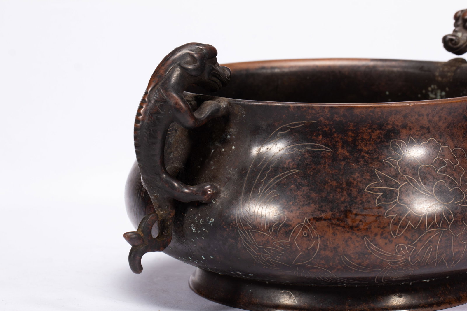 A Chinese Bronze Two-Handled Censer - 7