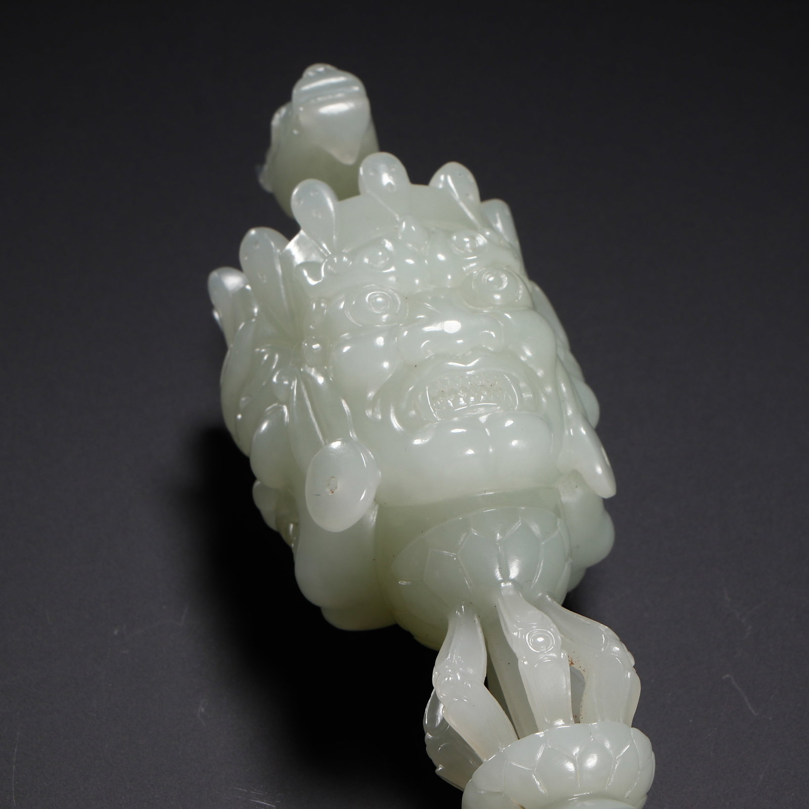 A Chinese Hetian Jade Buddhist Ritual Implement (Phurba) - 2