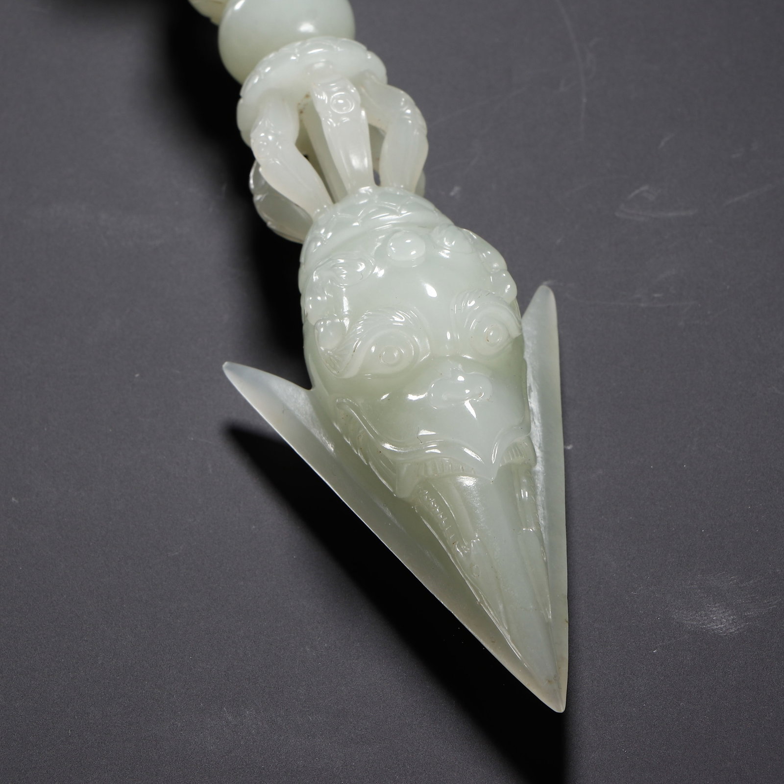 A Chinese Hetian Jade Buddhist Ritual Implement (Phurba) - 4