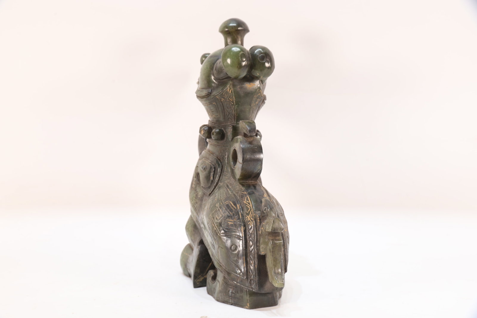 A Jade Carved Beast Face Pattern Bird Shape Figure - 10