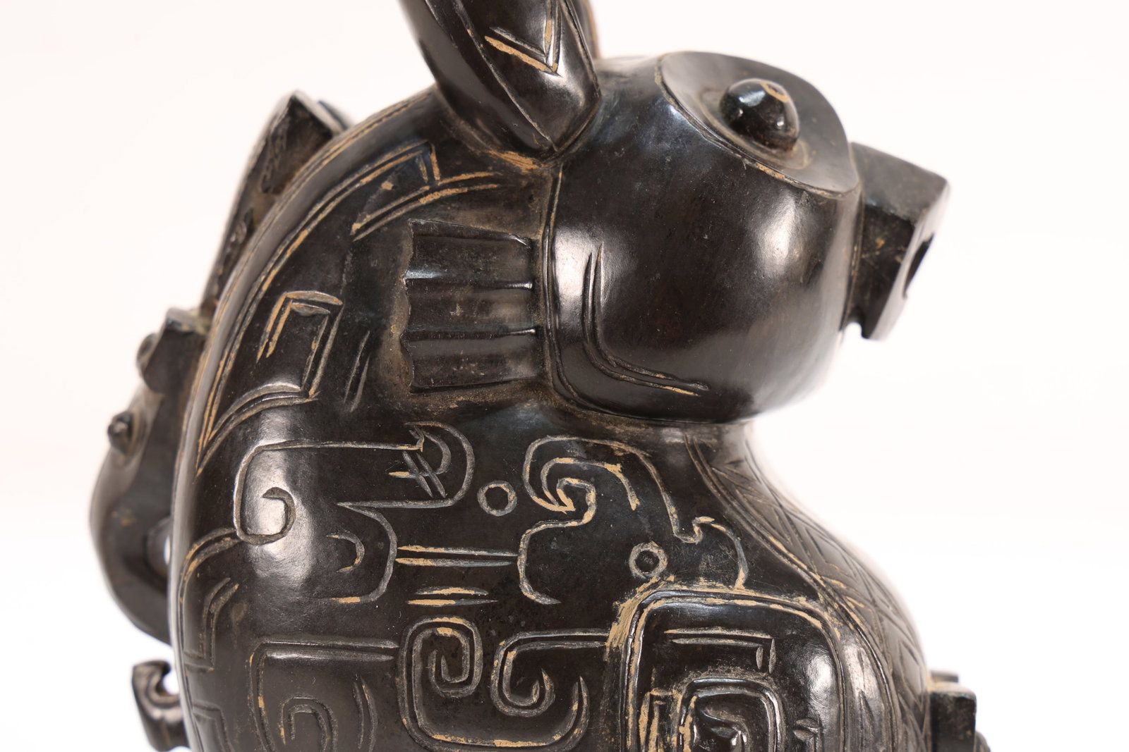 Jade Carved Beast Face Pattern Bird Shape Figure - 3