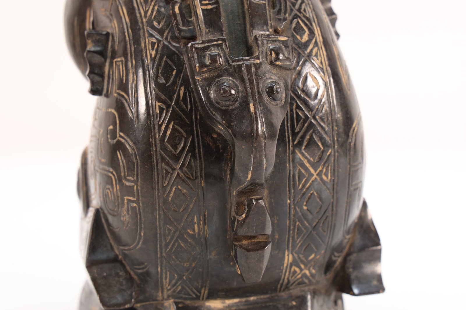 Jade Carved Beast Face Pattern Bird Shape Figure - 5