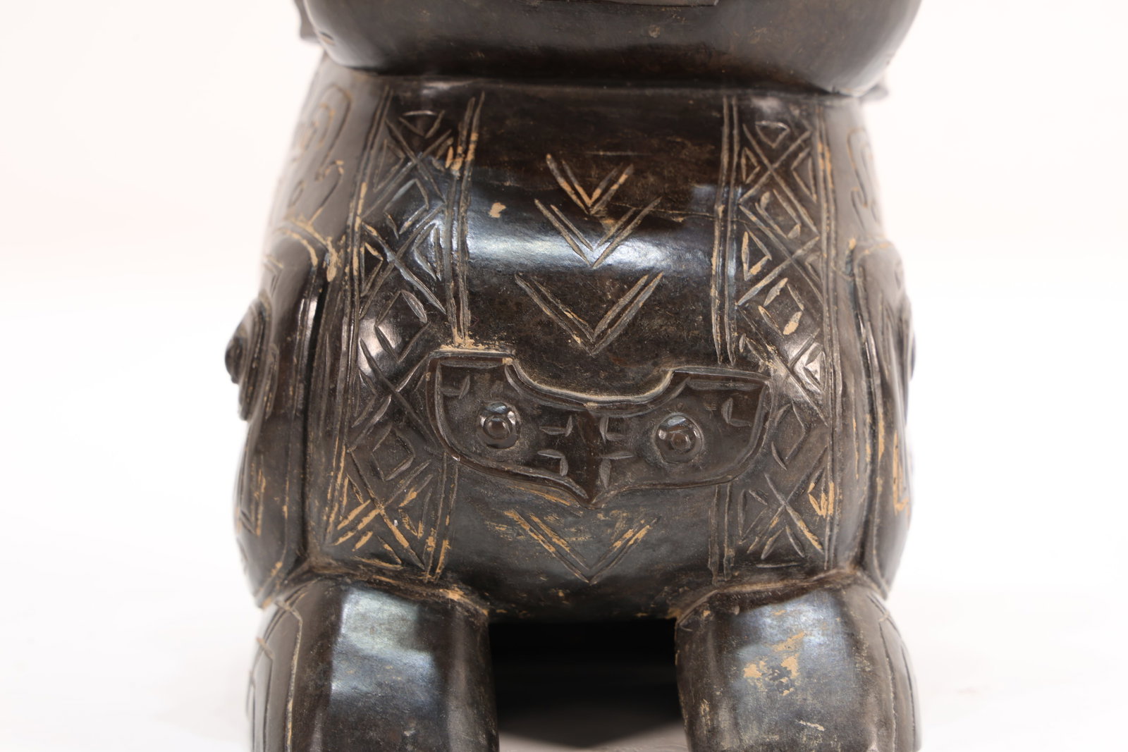 Jade Carved Beast Face Pattern Bird Shape Figure - 9
