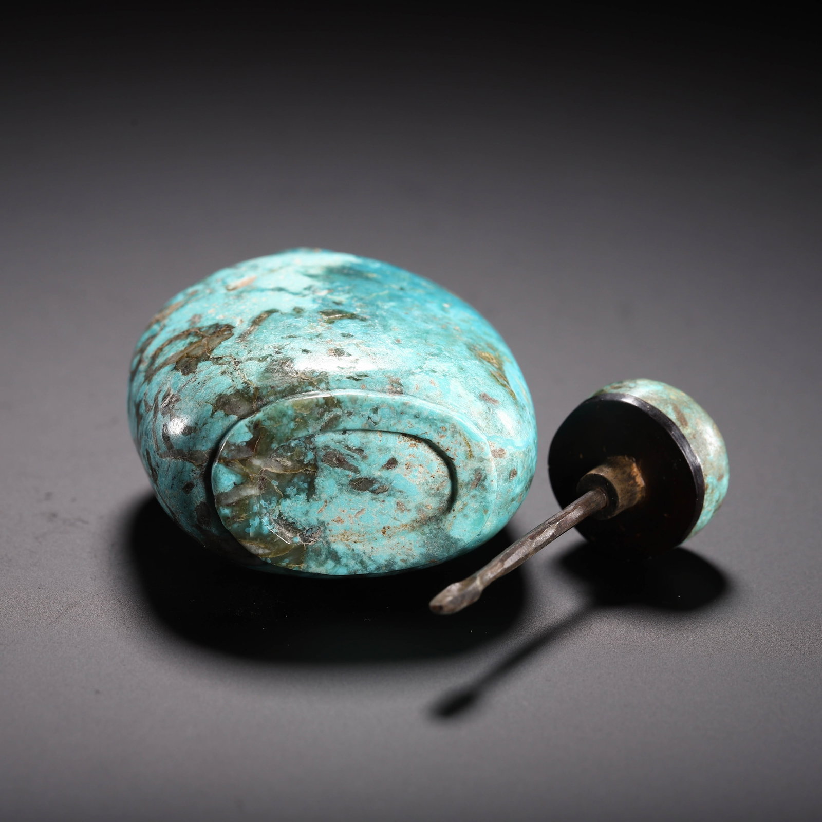 Chinese Turquoise Snuff Bottle - 9