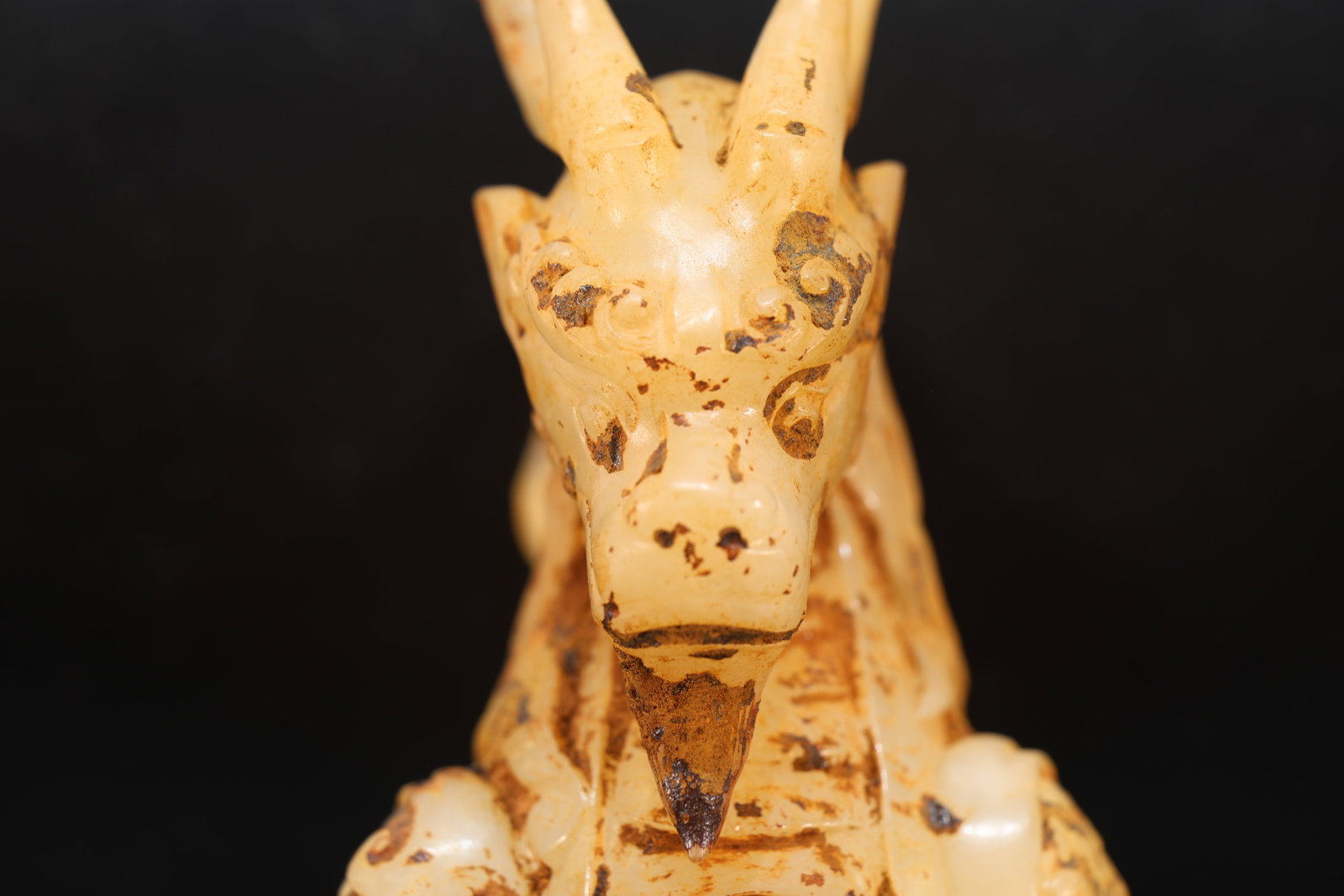 A Jade Carved Dragon Shape Ornament - 5