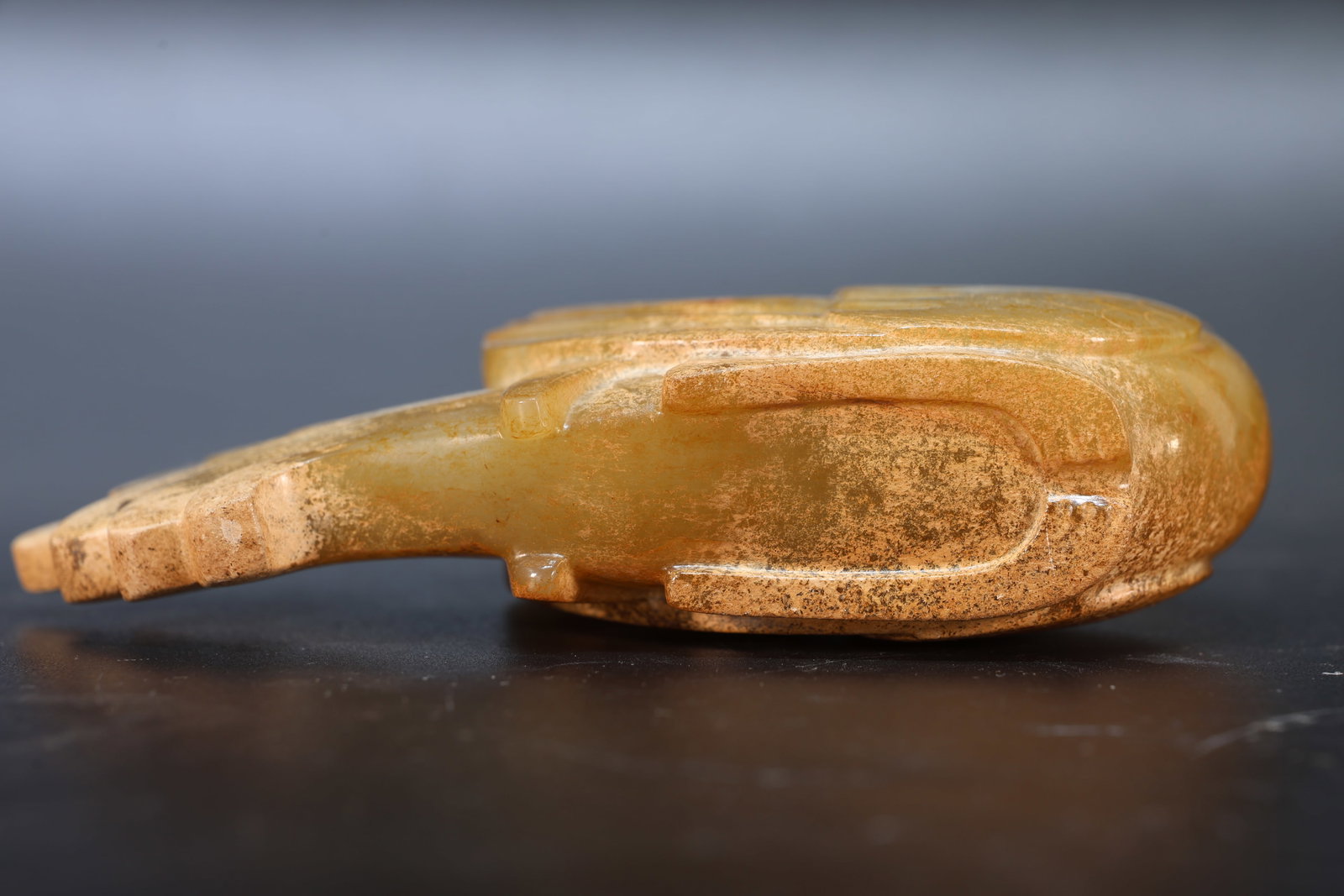 A Jade Carved Cloud Pattern Bird Shape Ornament - 9