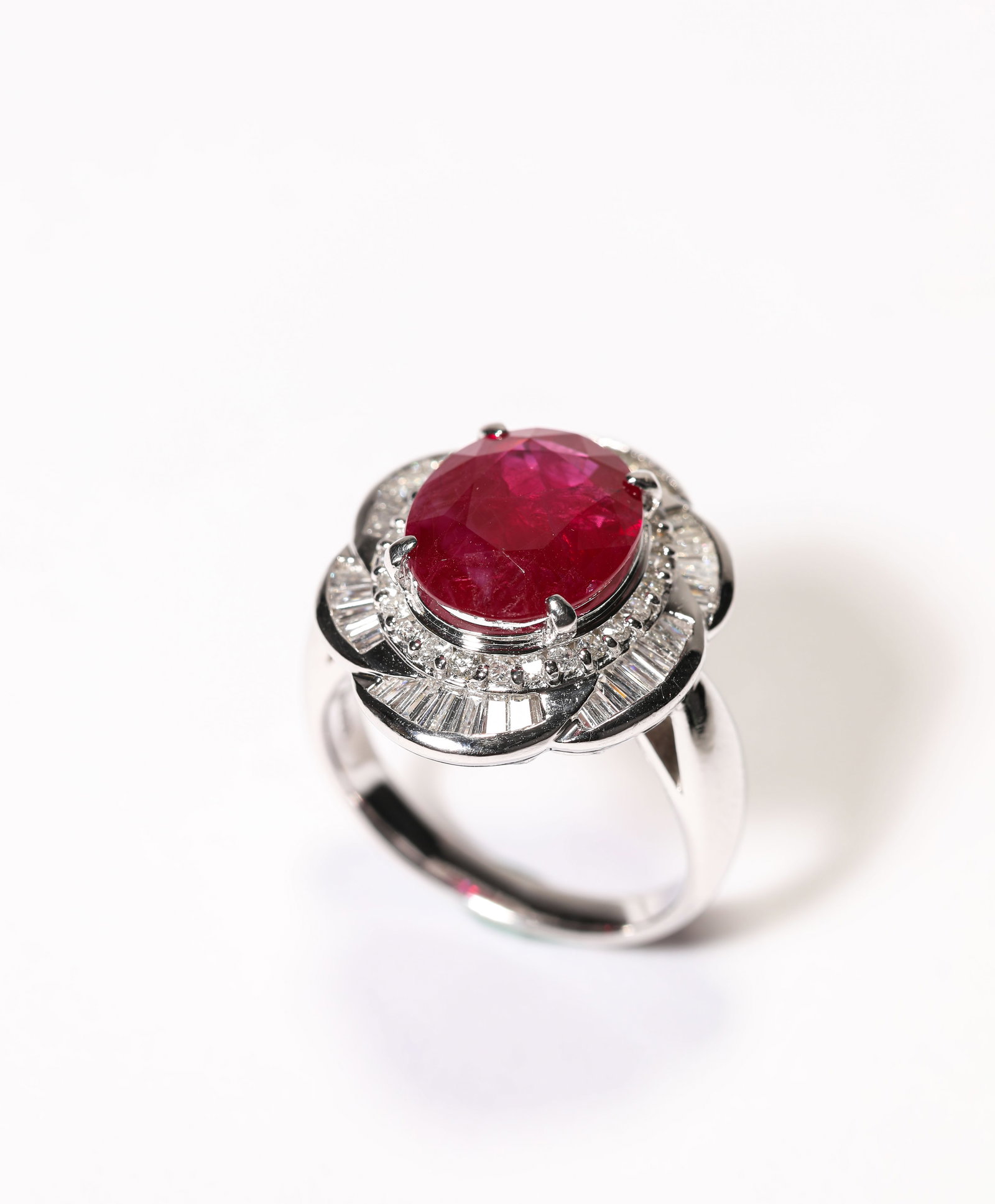 A Gold, Ruby and Diamond Ring - 4