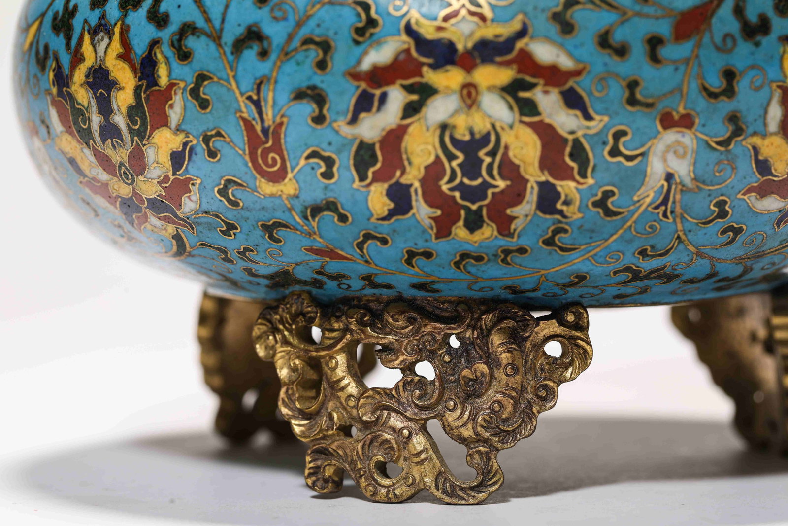A Cloisonn? Enamel 'Interlocking Lotus' Censer - 5