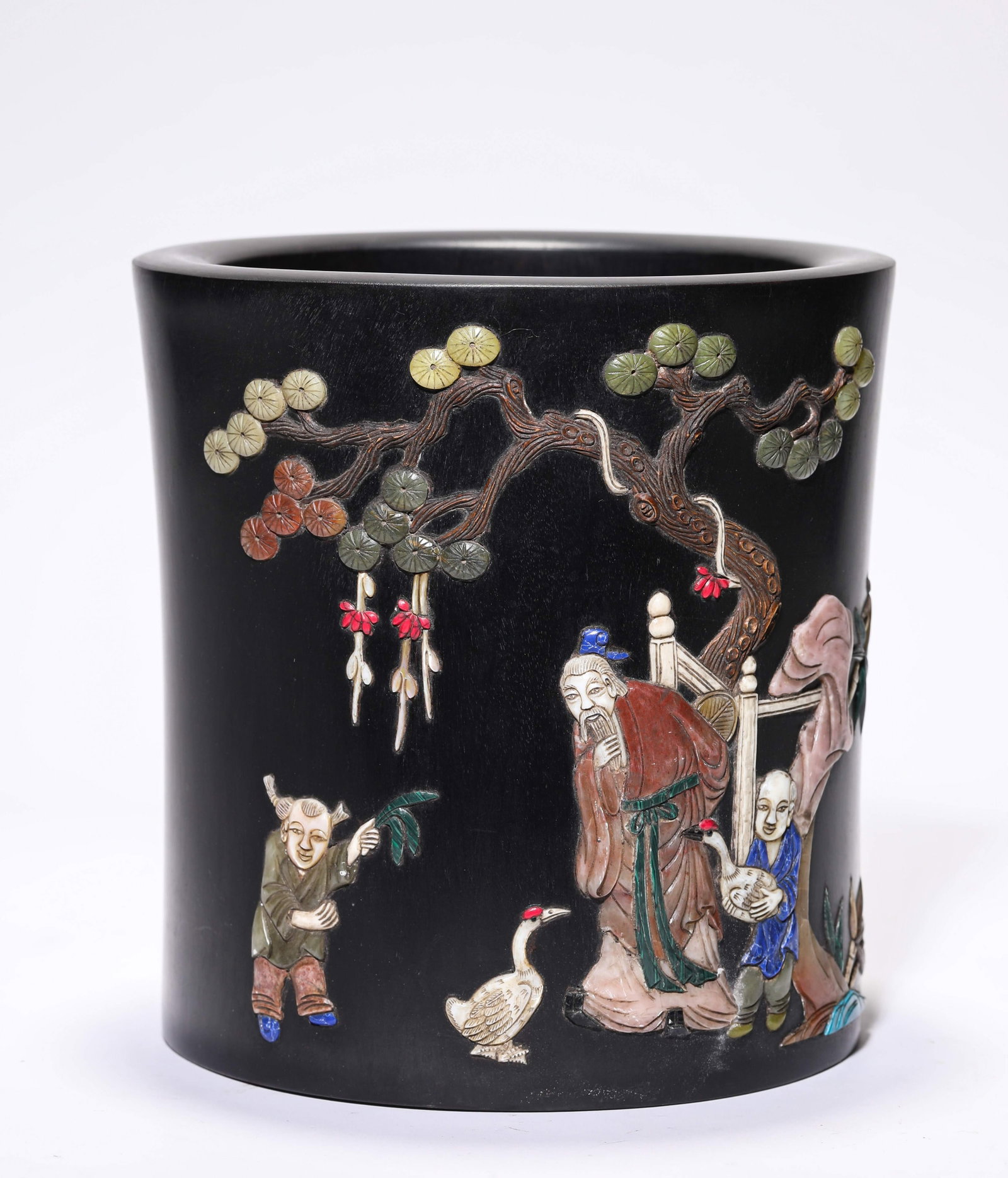 A Zitan and 'Hundred Treasures'-Inlaid 'Narrative Scene' Brush Pot: Dimensions: Width: 18.5 cm x Height: 19 cm. All measurements are approximate.