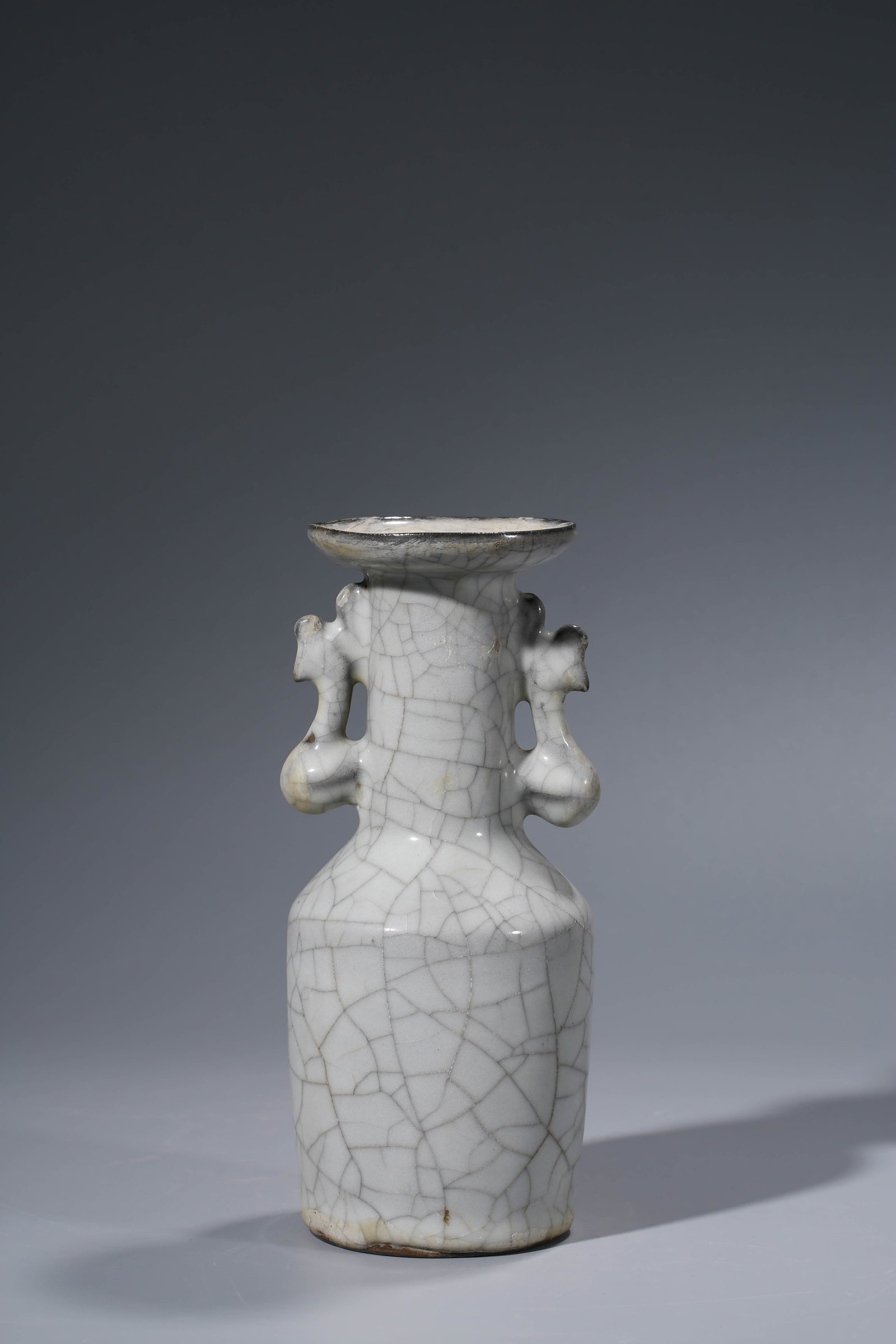 A Ge-Type 'Double-Handled' Vase - 2