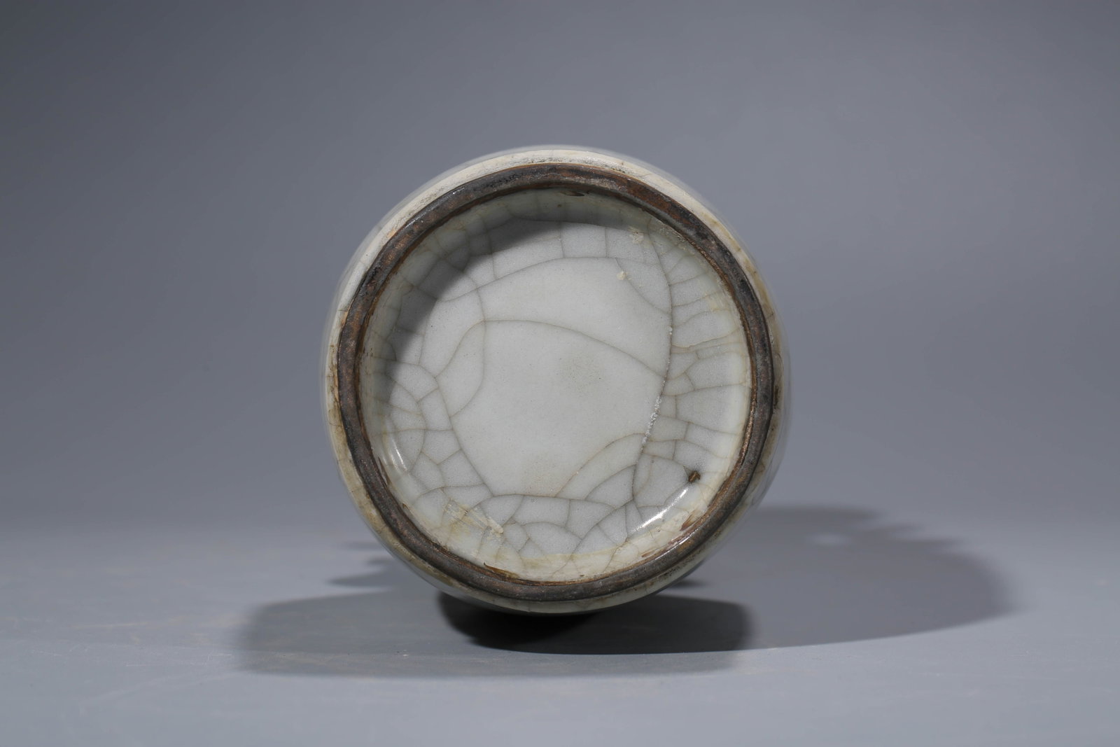 A Ge-Type 'Double-Handled' Vase - 5